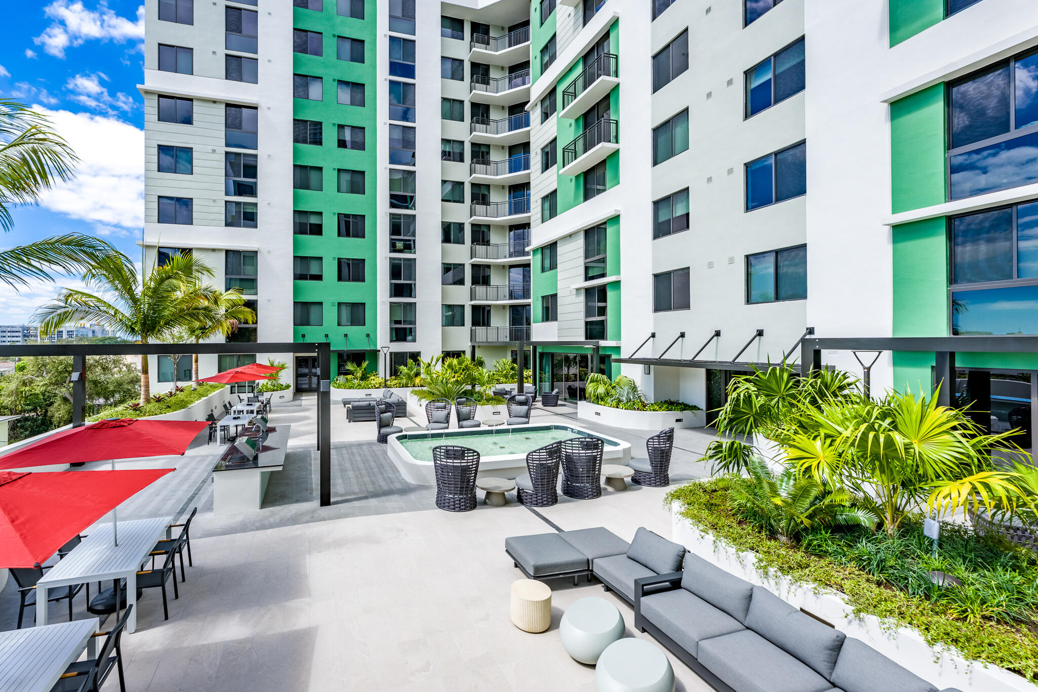 450 SW 5th #401, Miami FL 33130