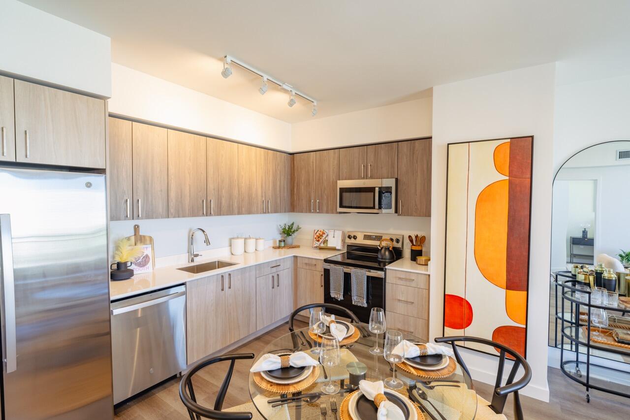 450 SW 5th #515, Miami FL 33130