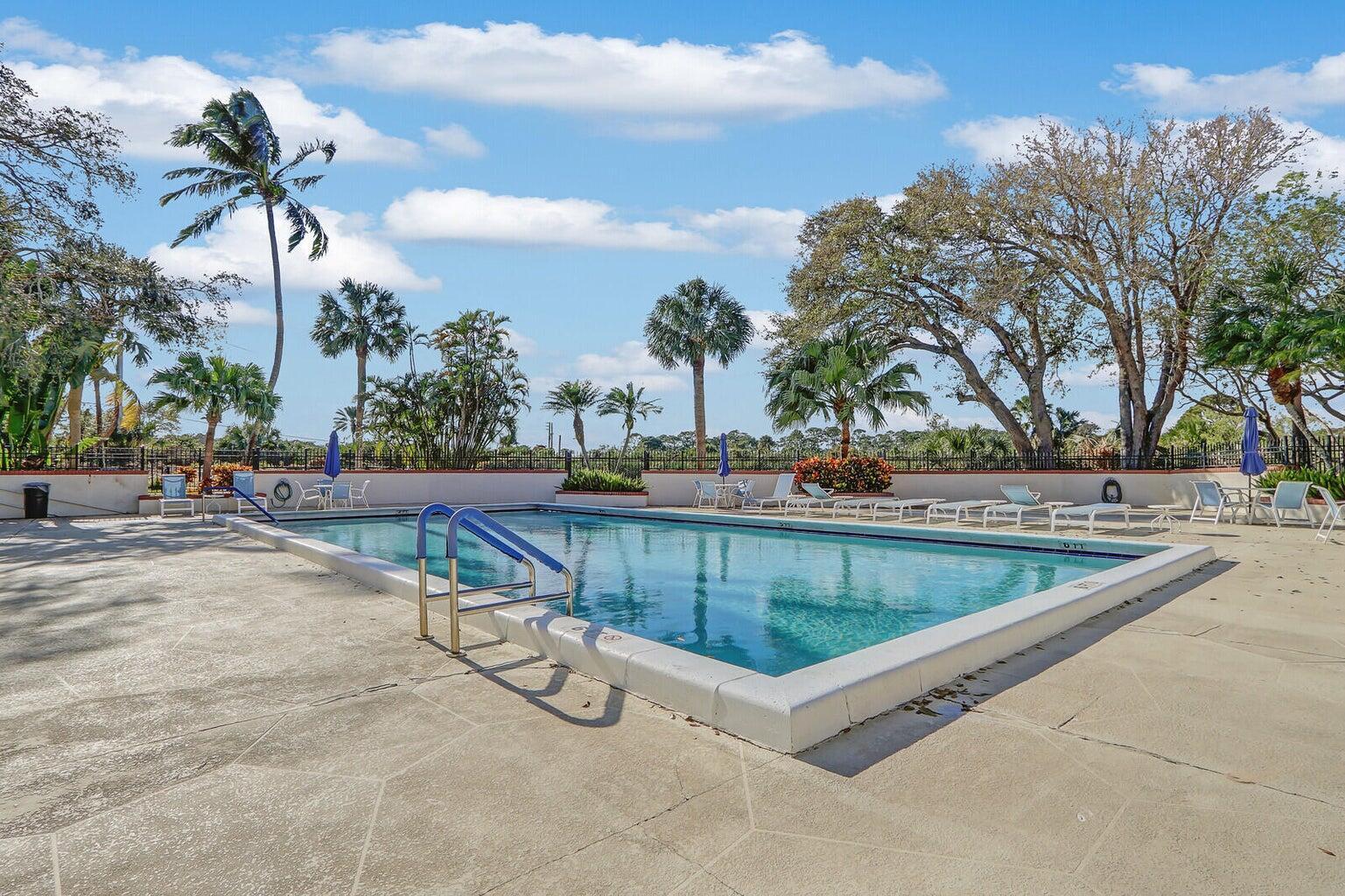 204 Sea Oats #F, Juno Beach FL 33408