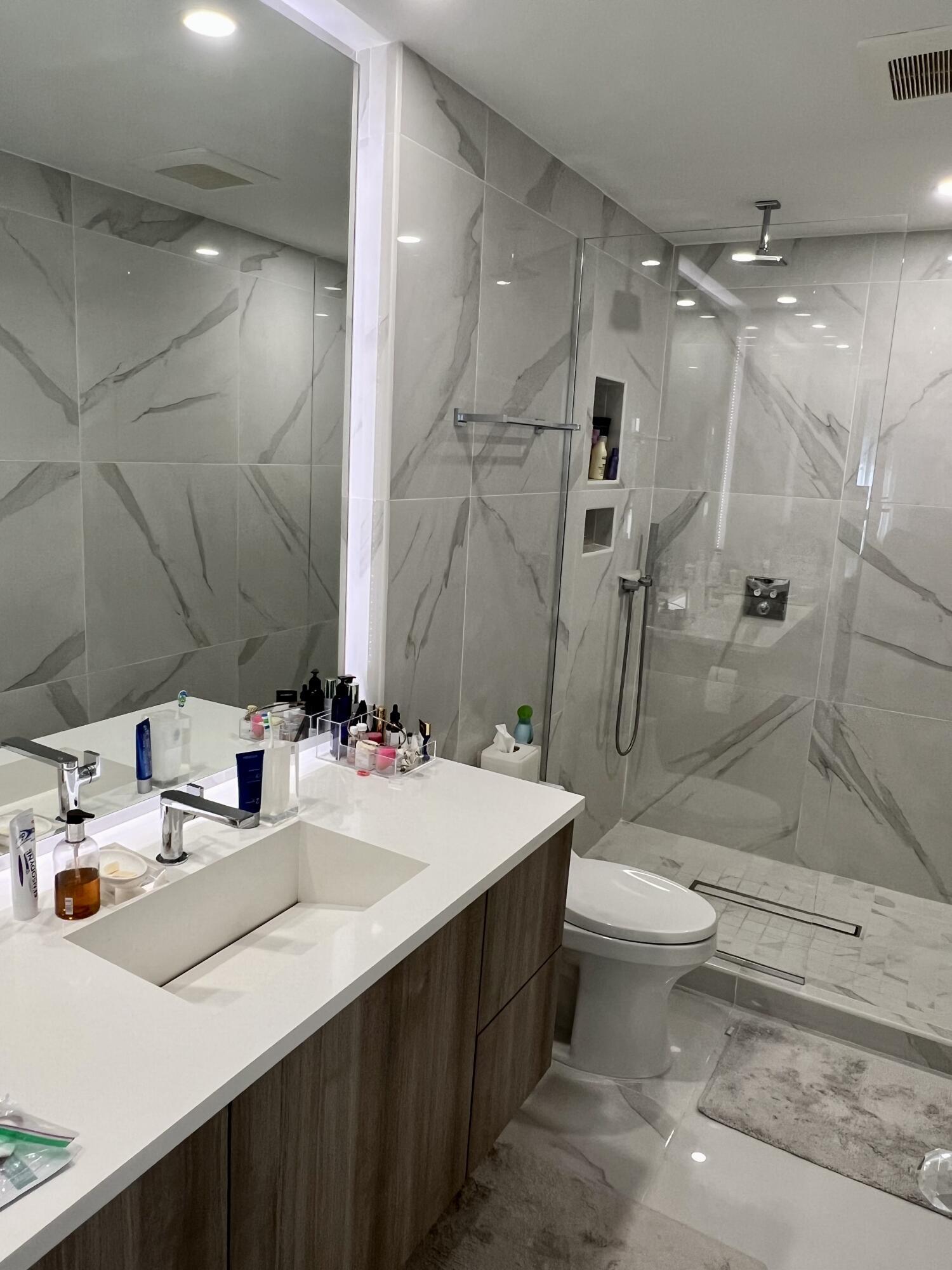 275 S Beach #B201, Tequesta FL 33469