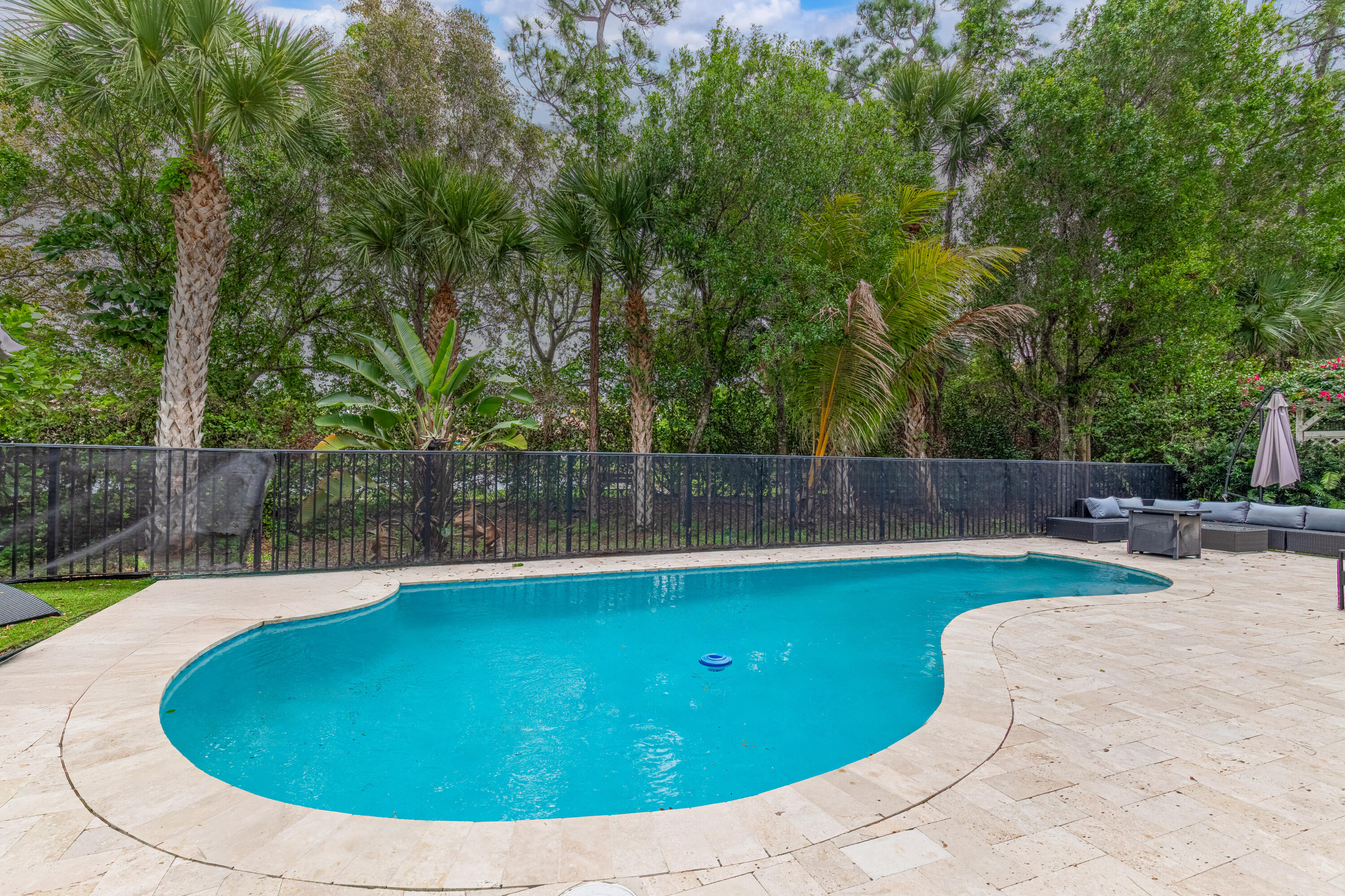 9195 Nugent, West Palm Beach FL 33411