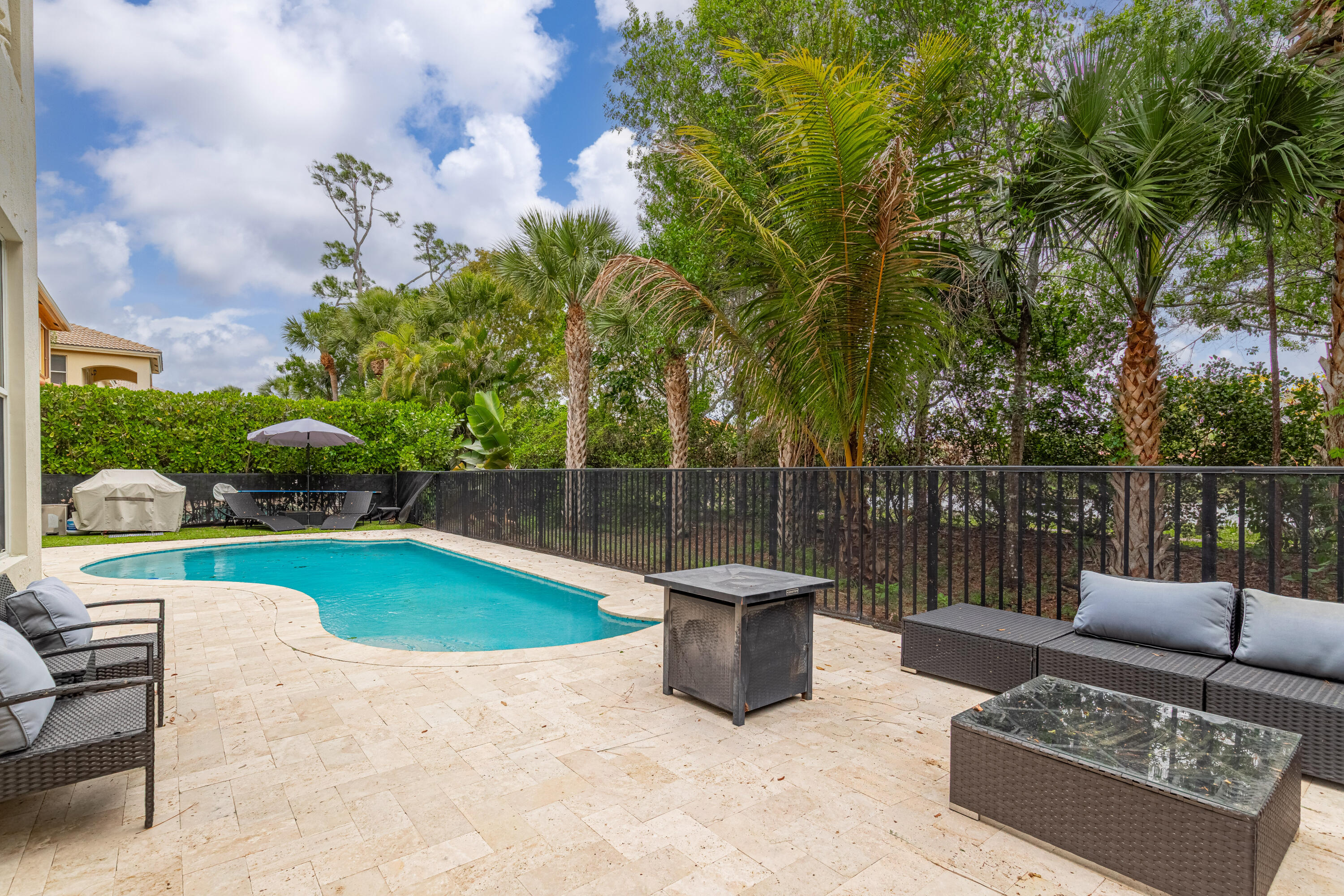 9195 Nugent, West Palm Beach FL 33411
