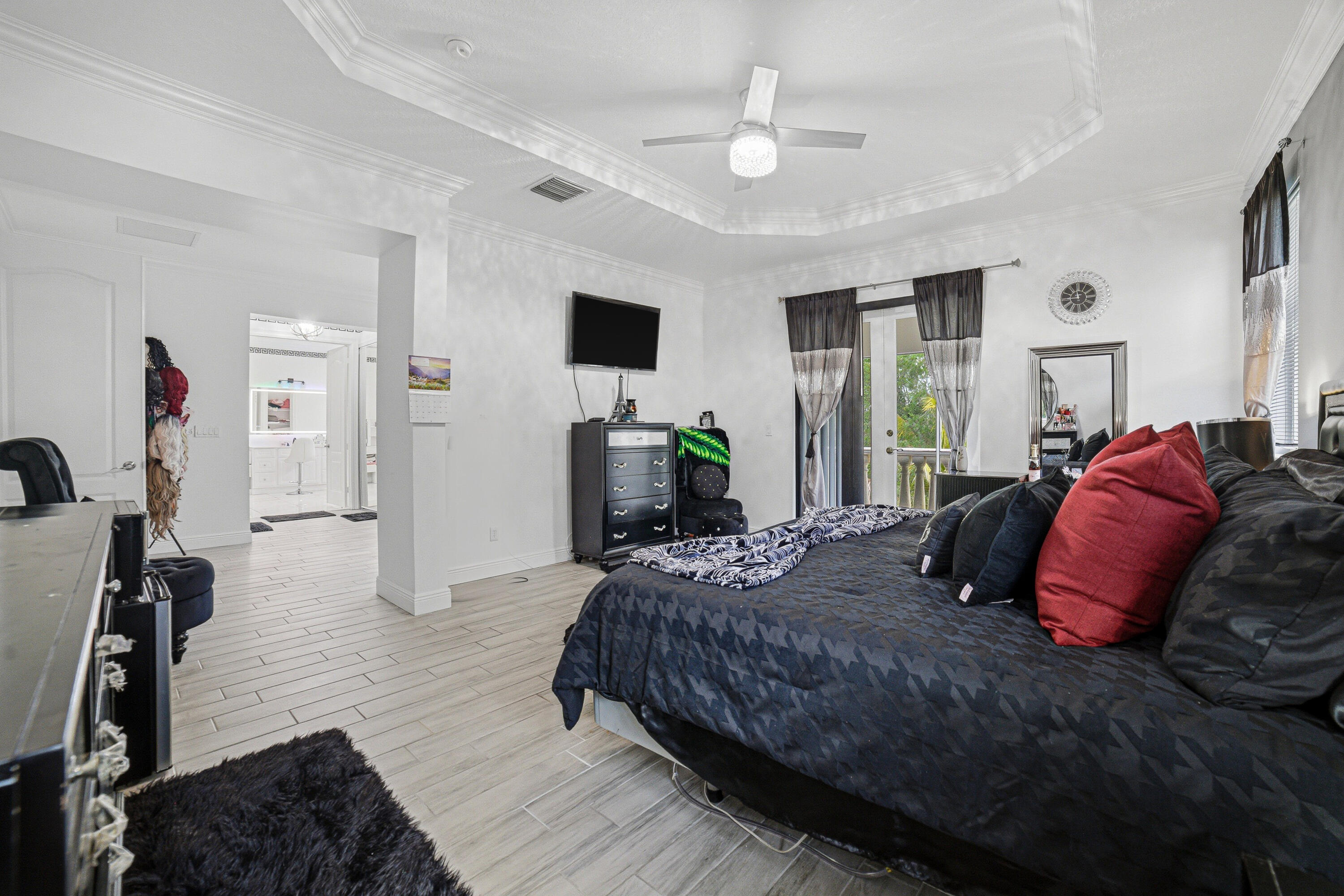 9195 Nugent, West Palm Beach FL 33411