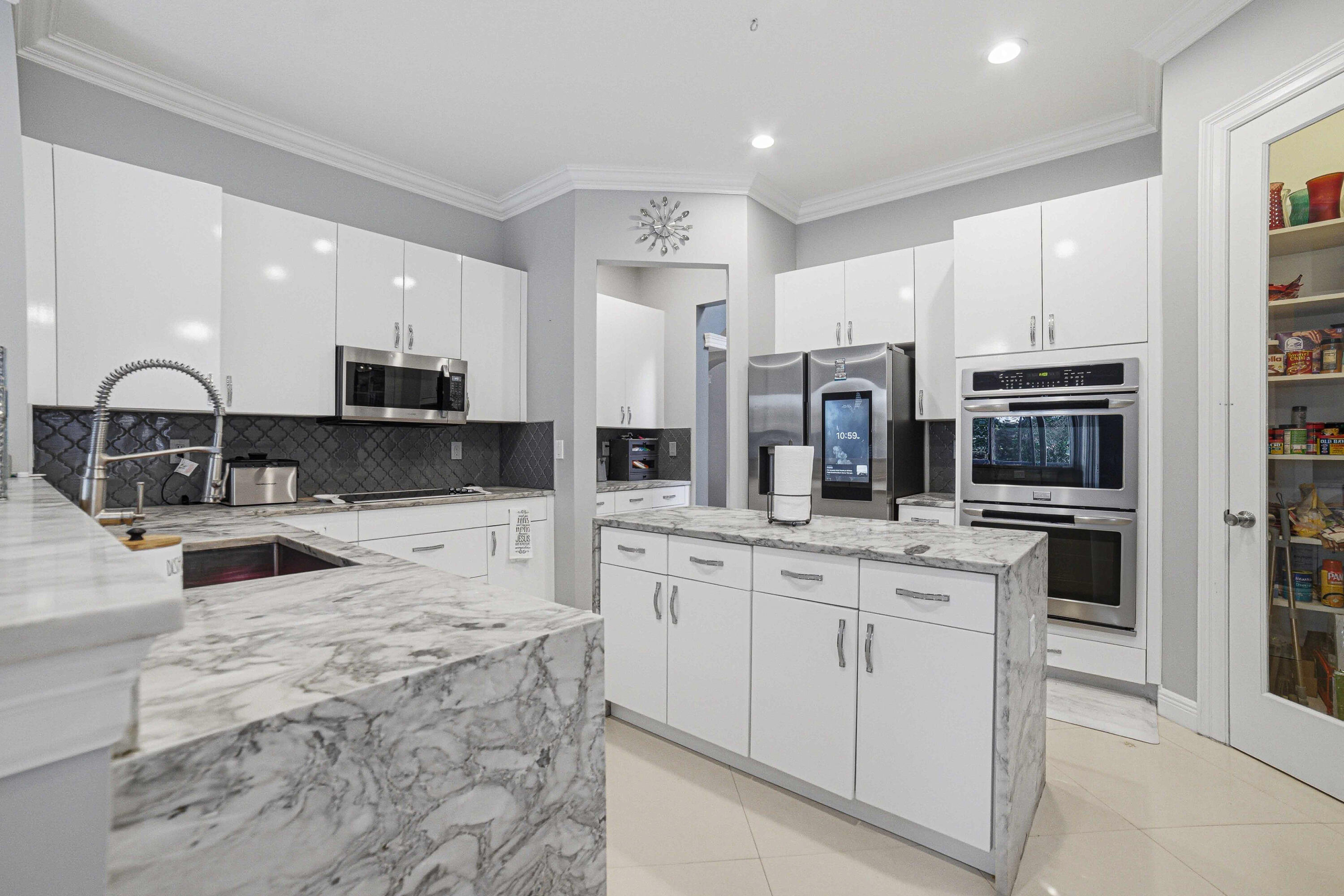9195 Nugent, West Palm Beach FL 33411
