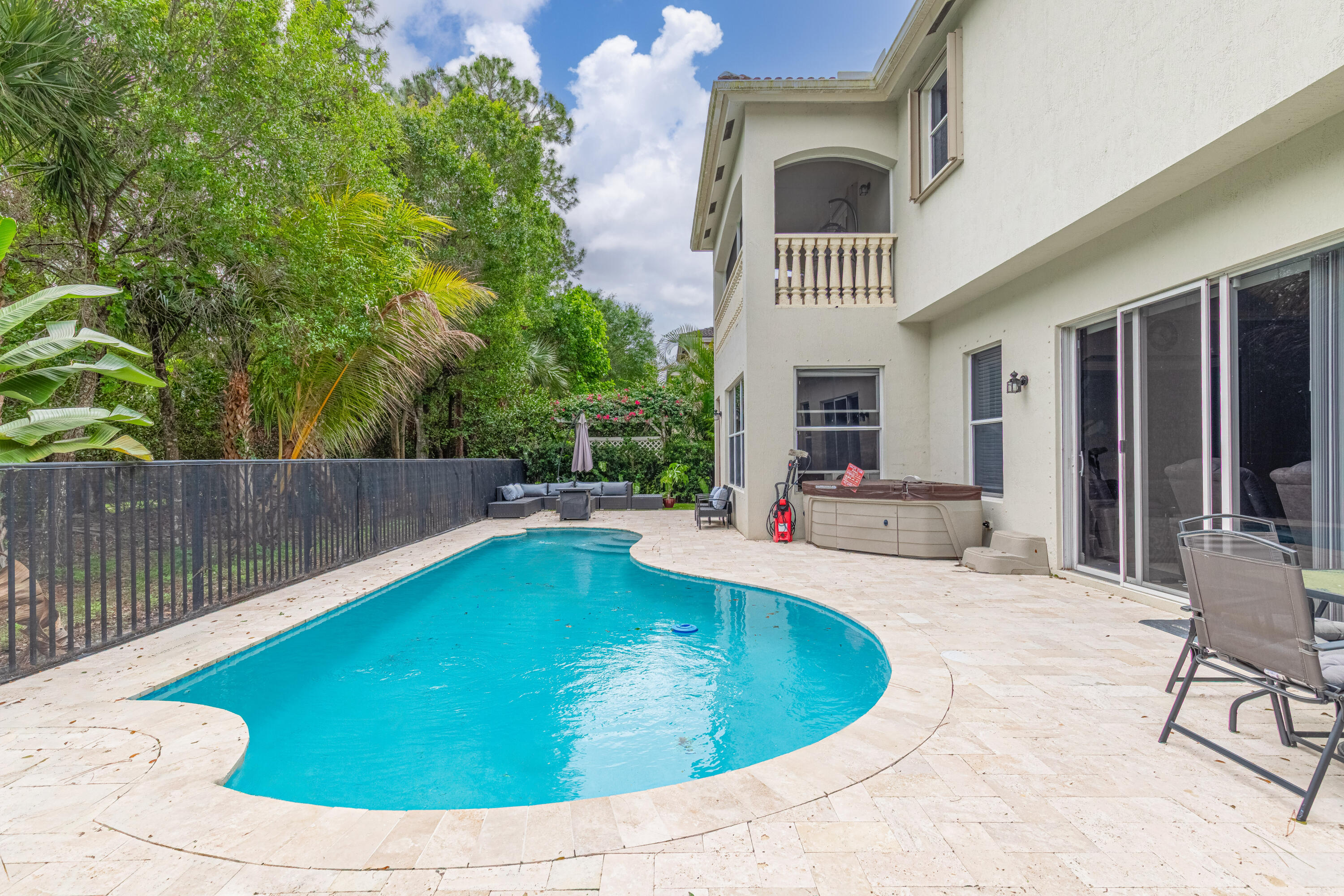 9195 Nugent, West Palm Beach FL 33411