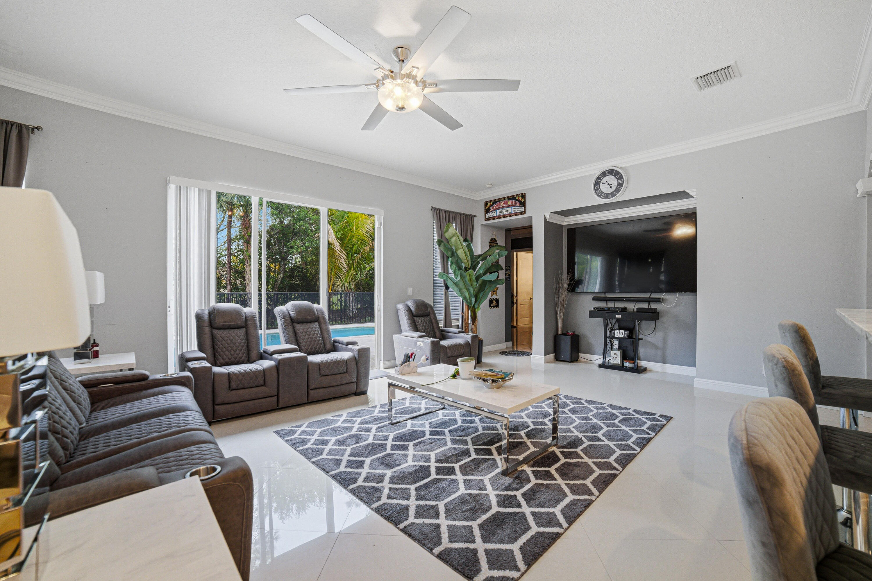 9195 Nugent, West Palm Beach FL 33411