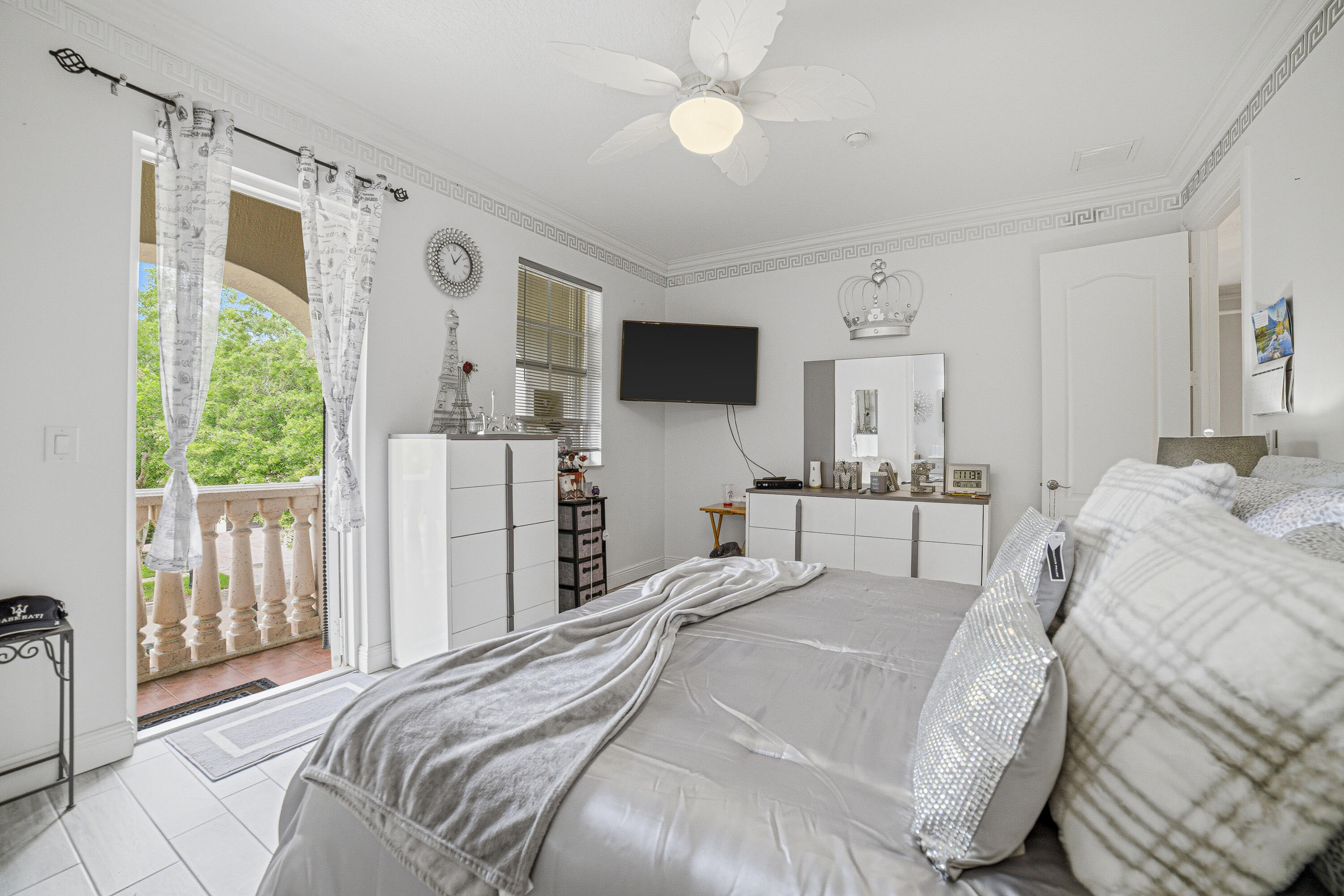 9195 Nugent, West Palm Beach FL 33411