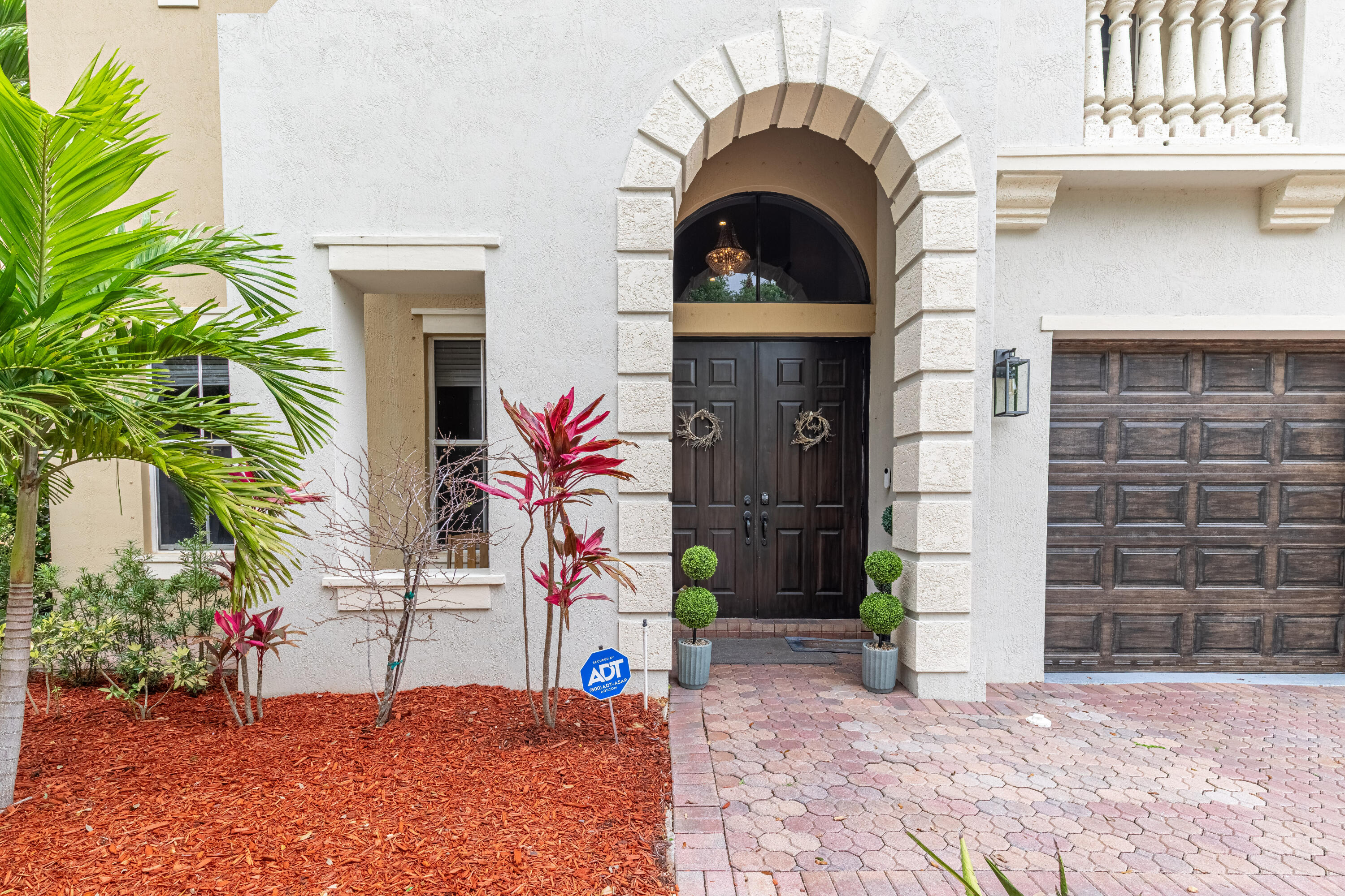 9195 Nugent, West Palm Beach FL 33411