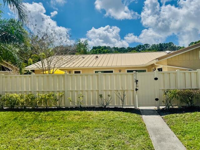 5722 Golden Eagle, Palm Beach Gardens FL 33418