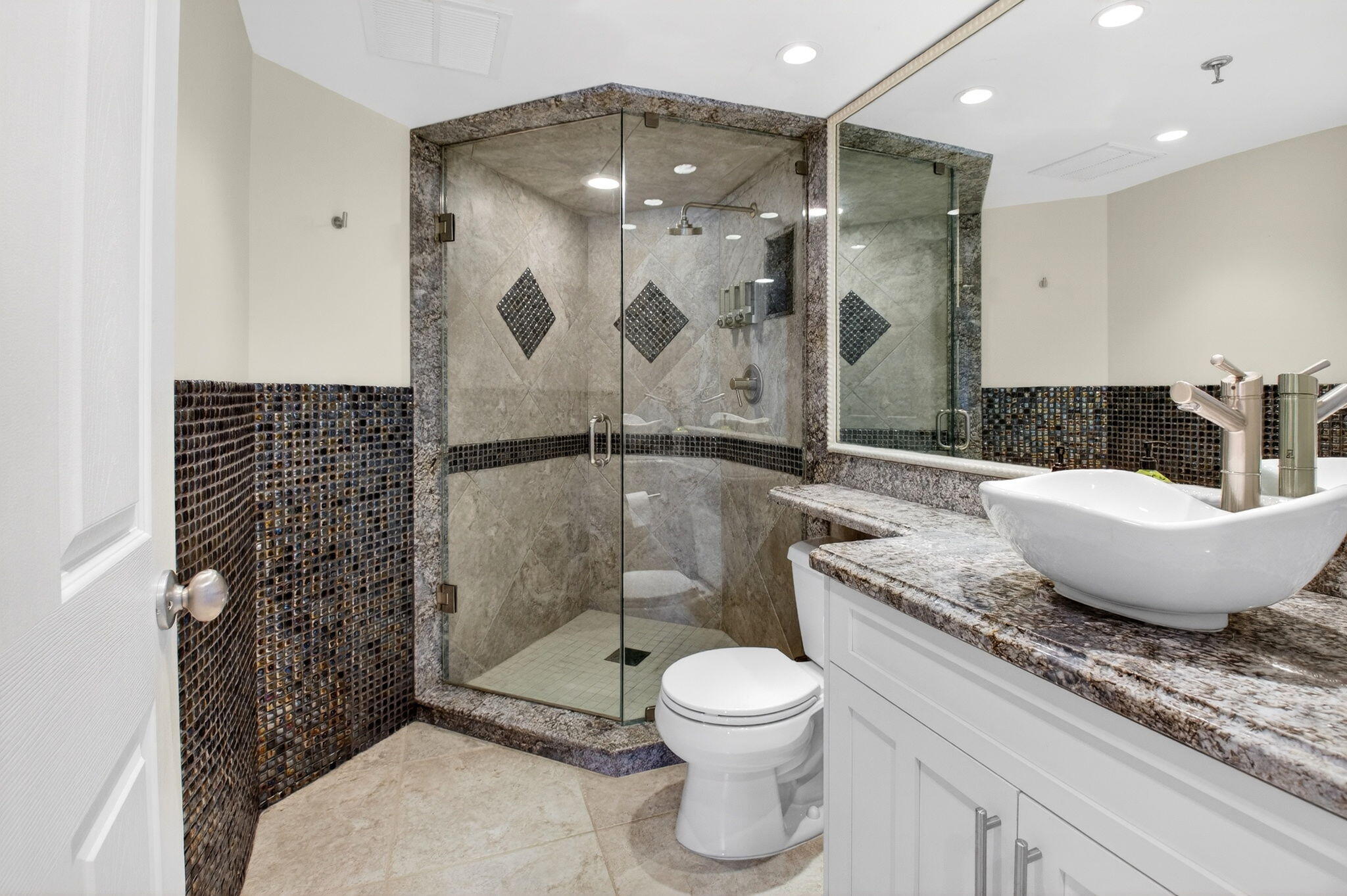 4605 S Ocean #5a, Highland Beach FL 33487