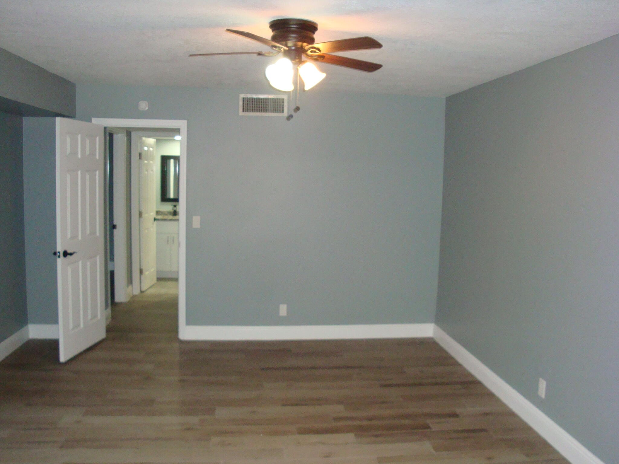 594 Springdale #59-d, Palm Springs FL 33461