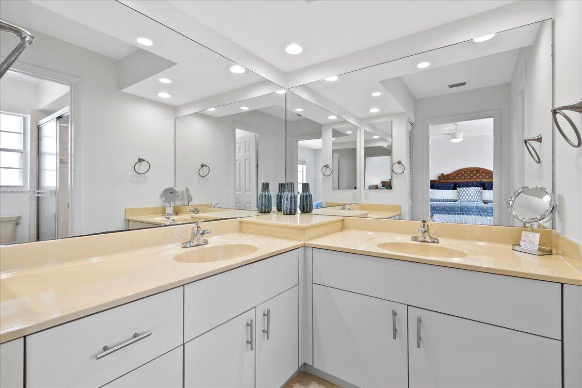 1121 Ocean Dunes, Jupiter FL 33477