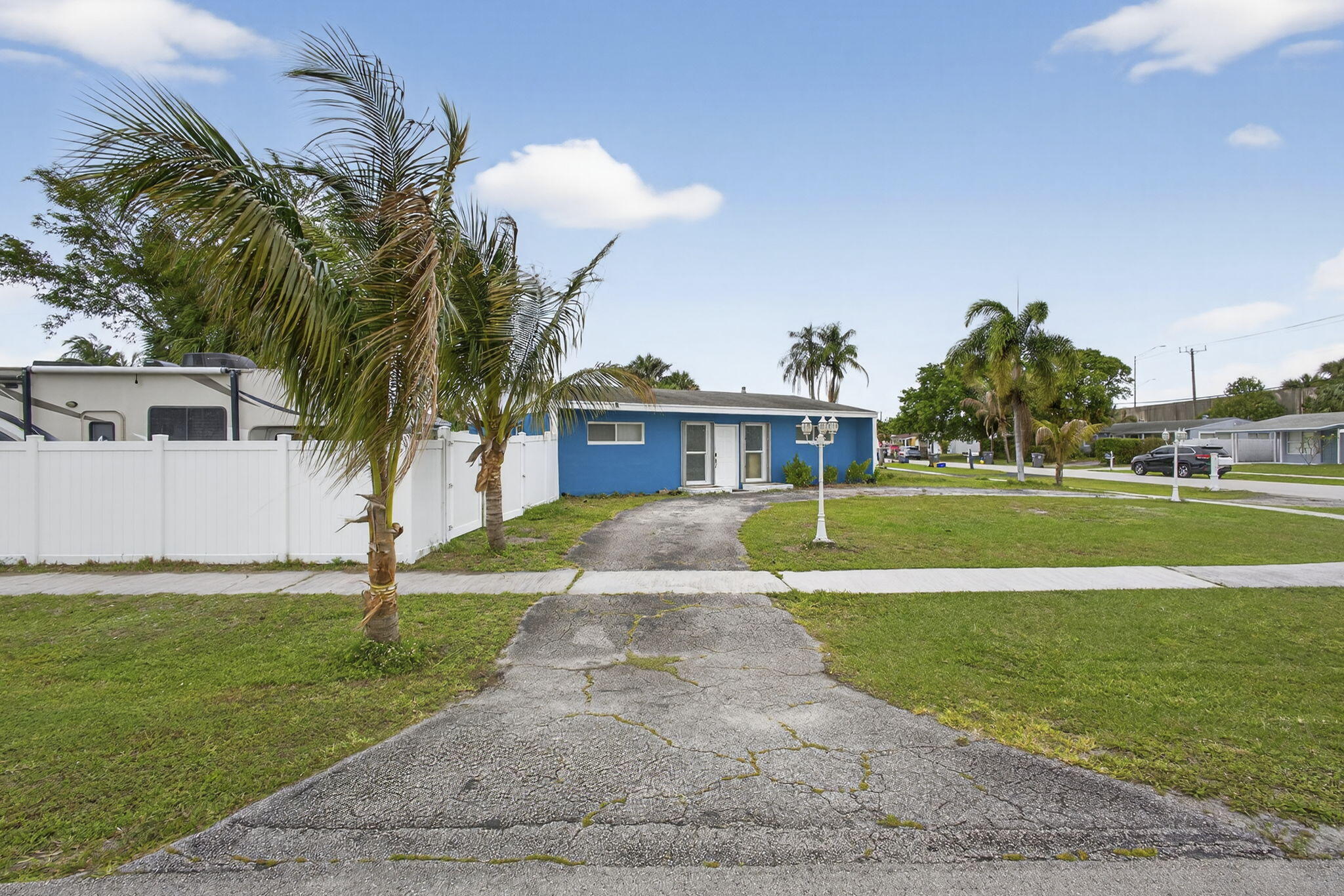 9141 Birmingham, Palm Beach Gardens FL 33410