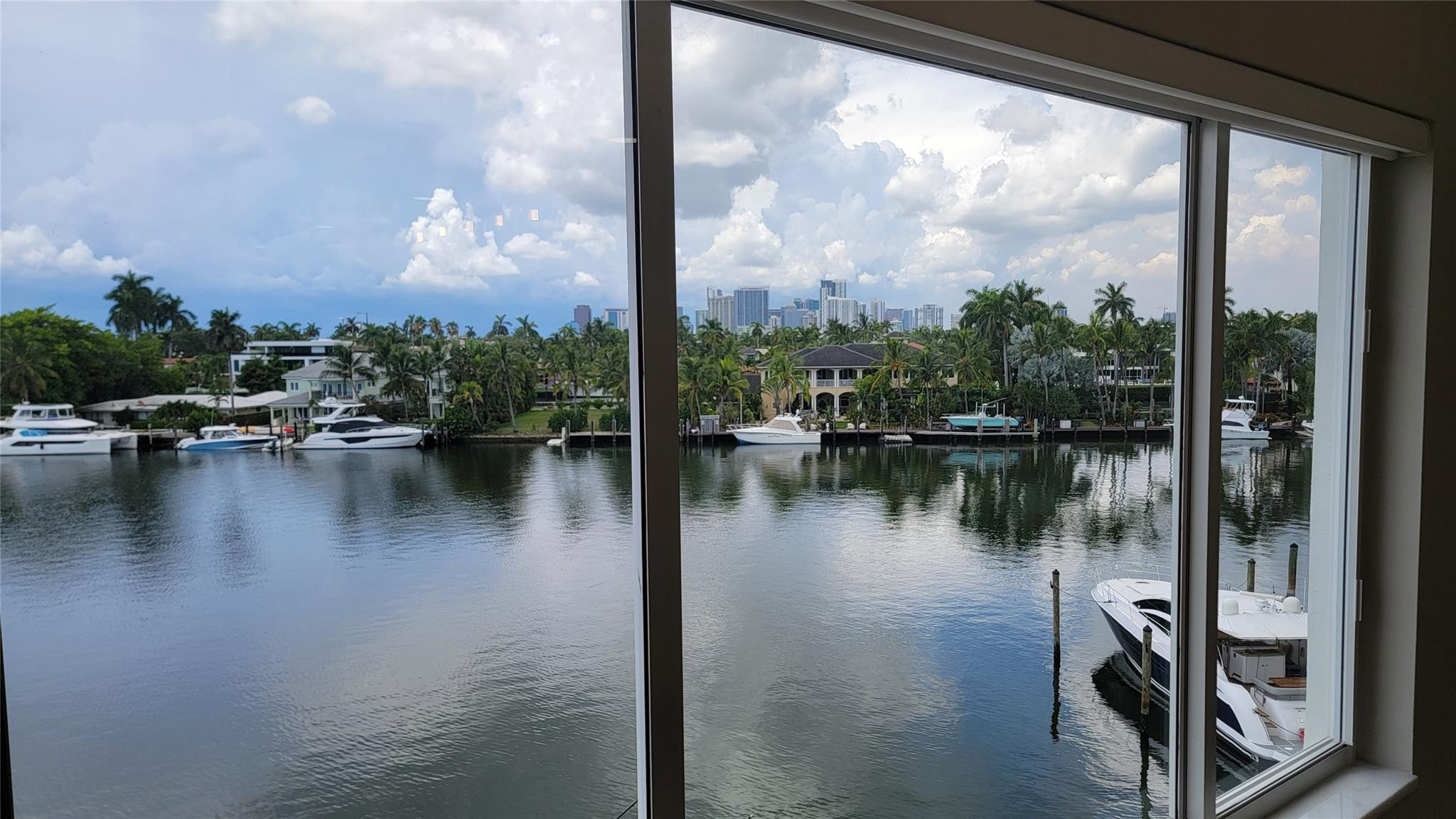 333 Sunset #208, Fort Lauderdale FL 33301