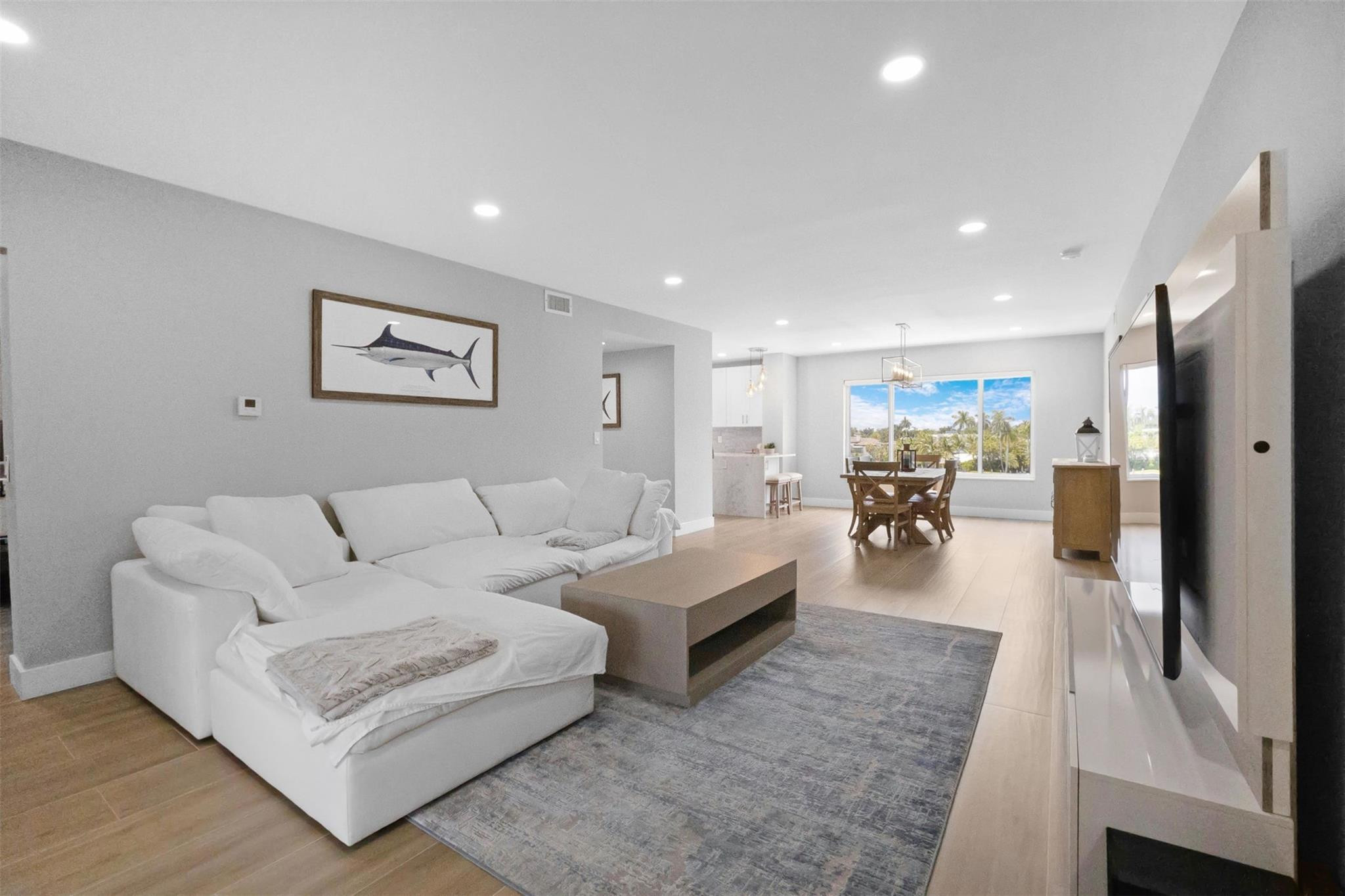 333 Sunset #208, Fort Lauderdale FL 33301