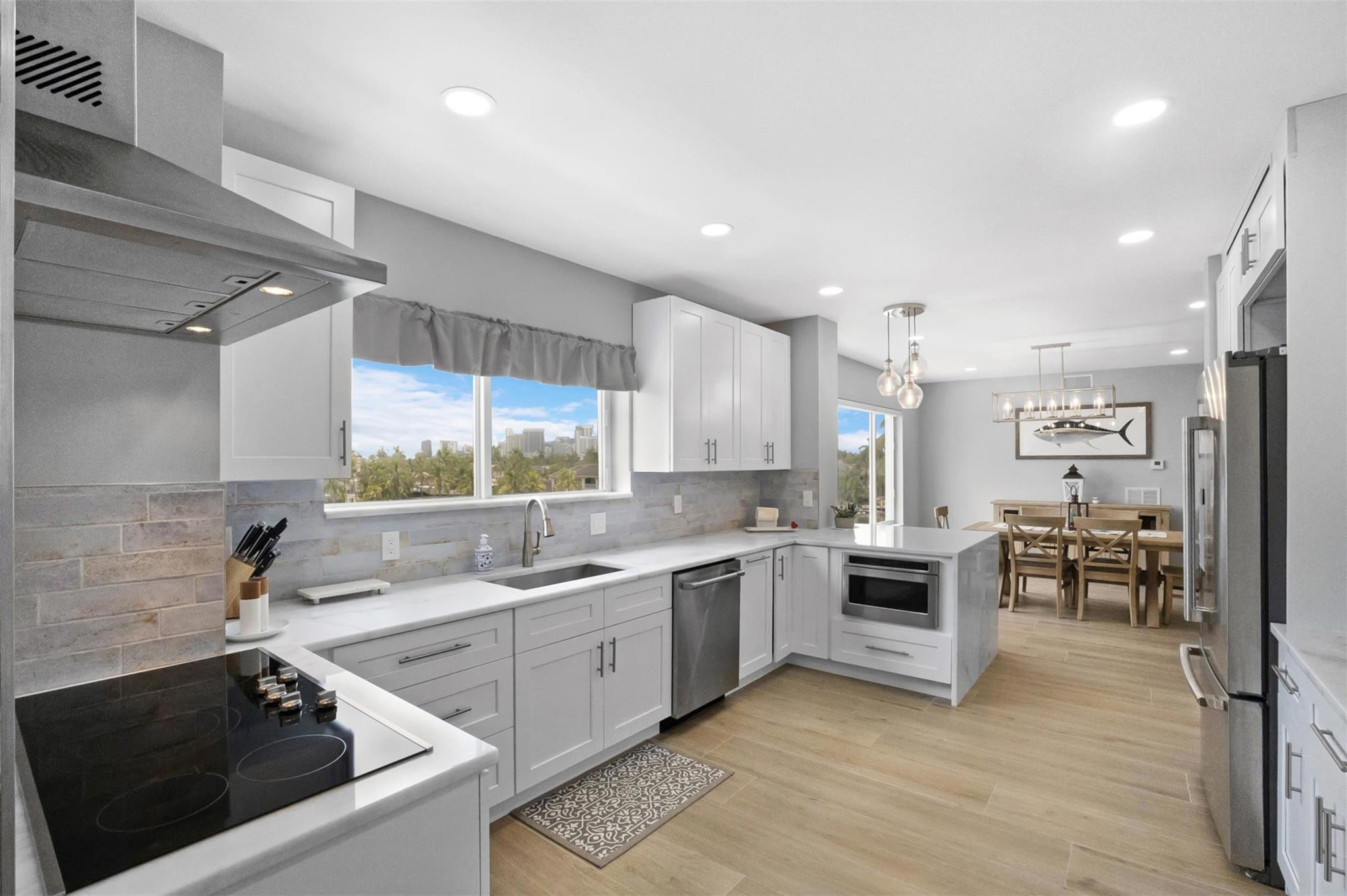 333 Sunset #208, Fort Lauderdale FL 33301