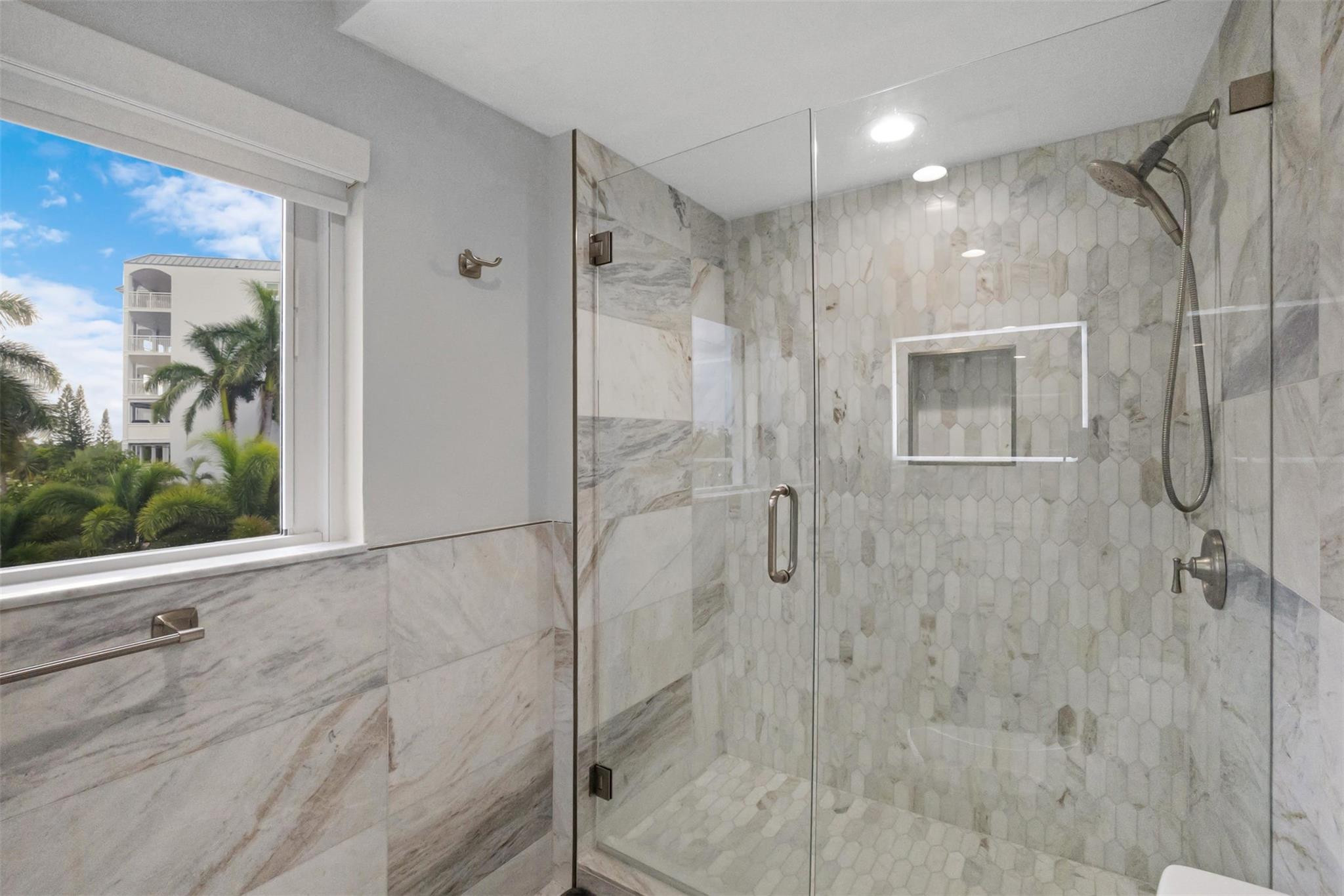 333 Sunset #208, Fort Lauderdale FL 33301