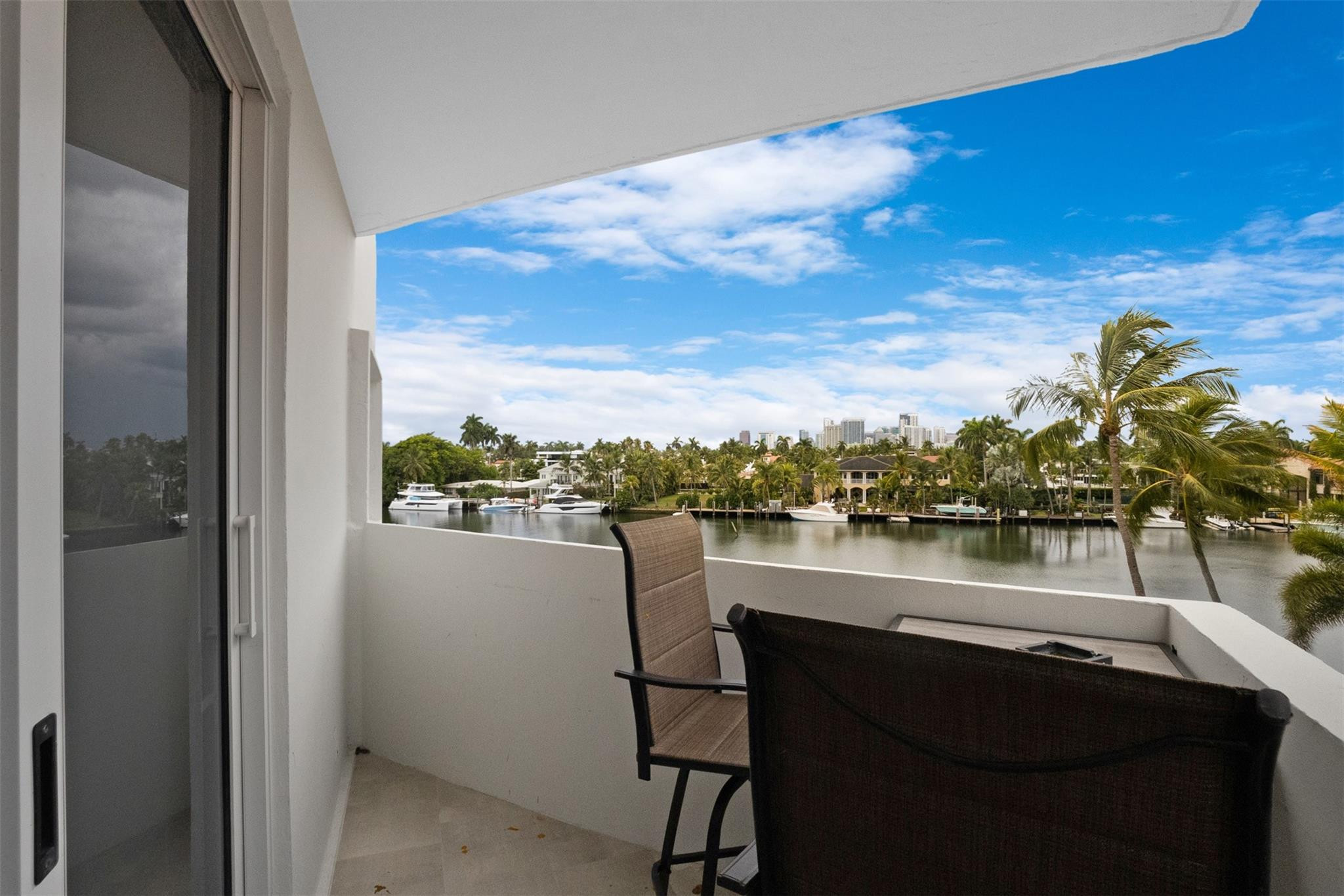 333 Sunset #208, Fort Lauderdale FL 33301