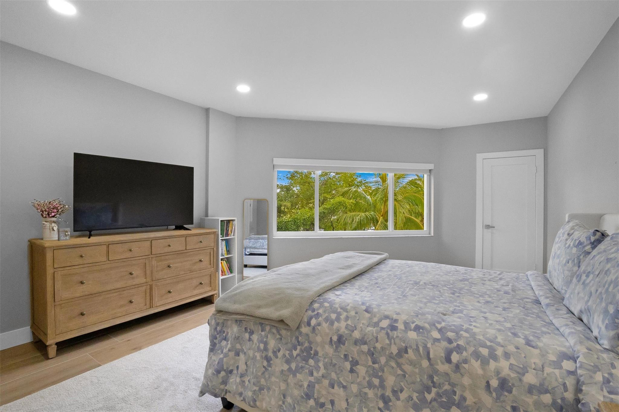 333 Sunset #208, Fort Lauderdale FL 33301