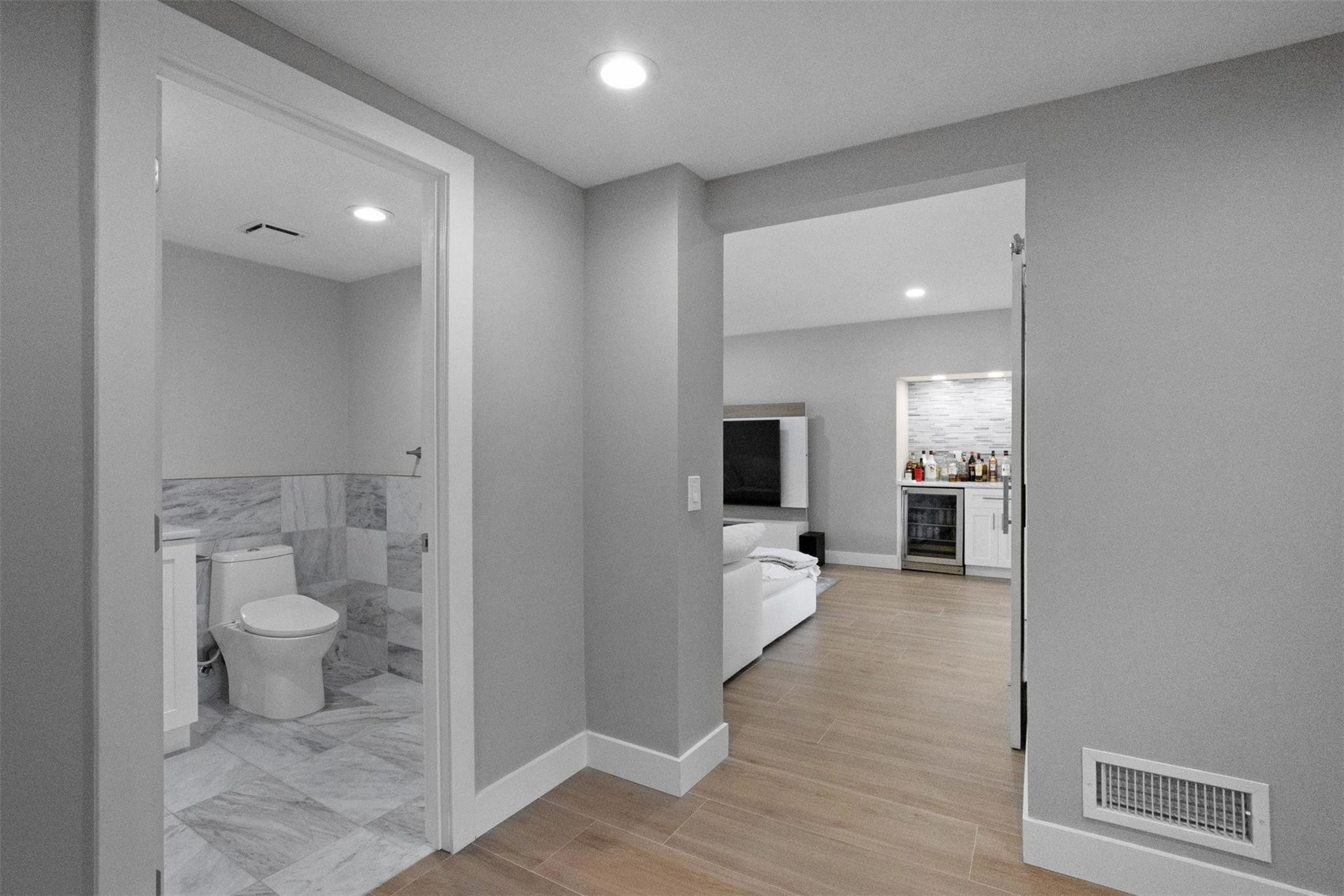 333 Sunset #208, Fort Lauderdale FL 33301