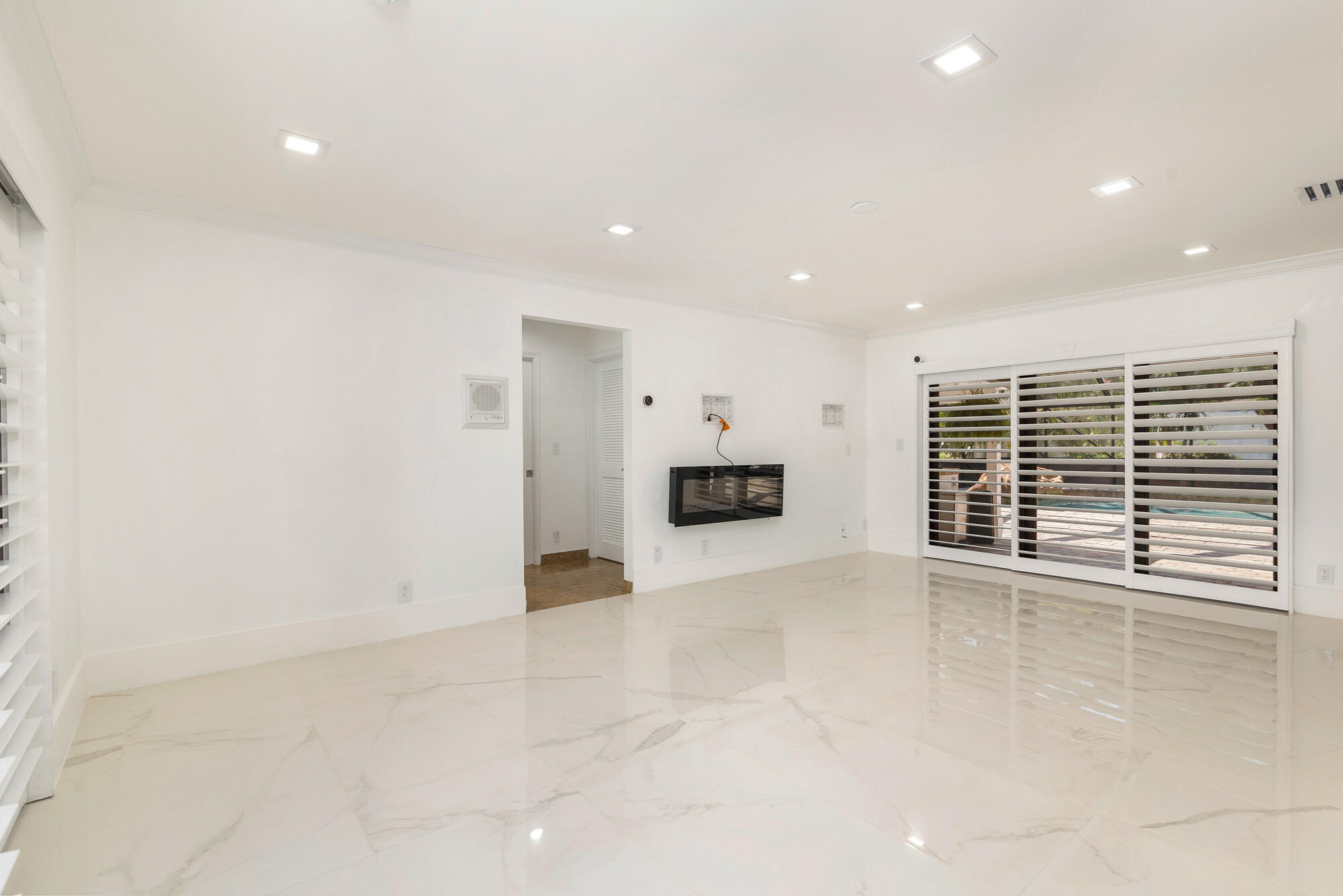 14645 Black Bear, Palm Beach Gardens FL 33418