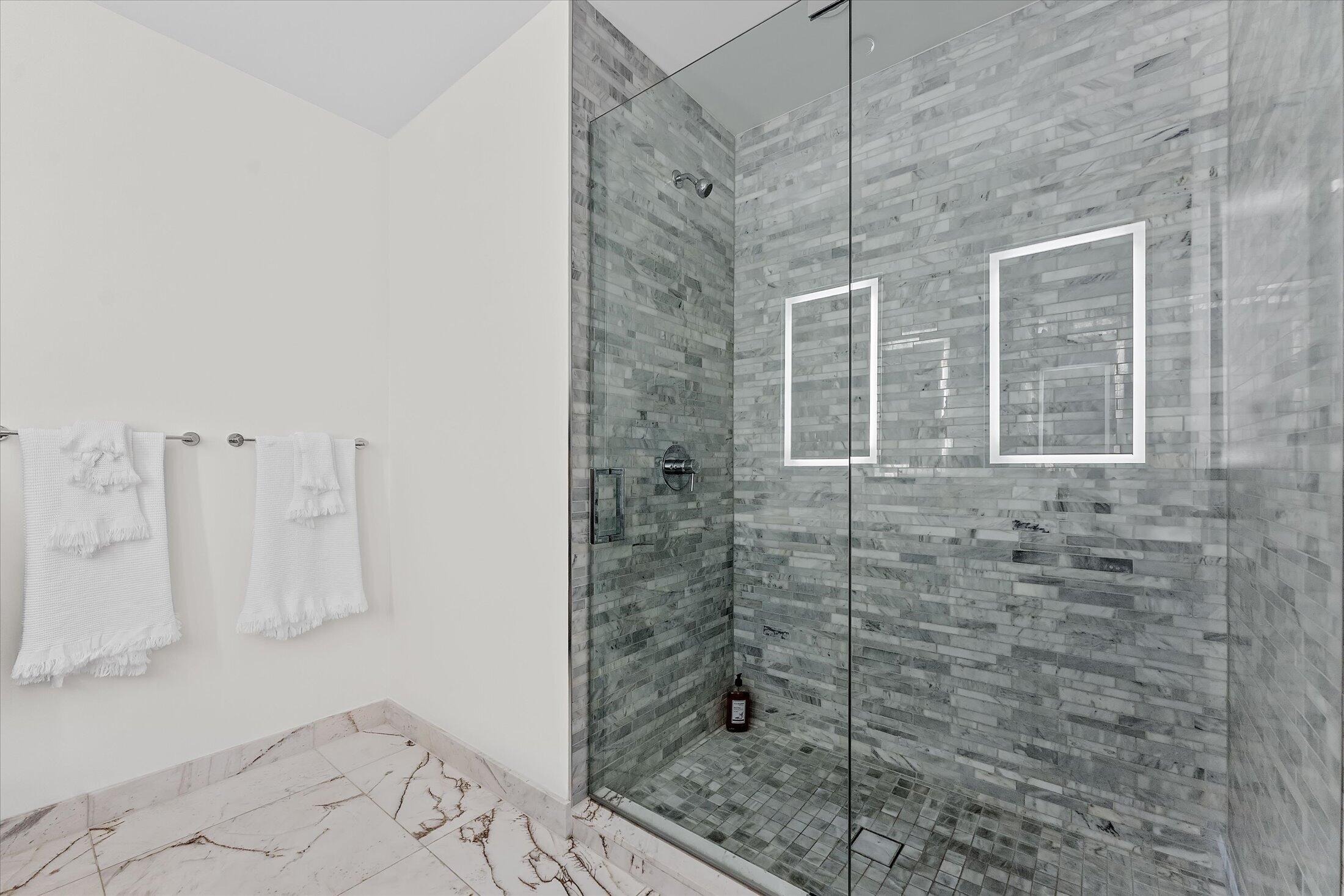 851 NE 1st #4100, Miami FL 33132