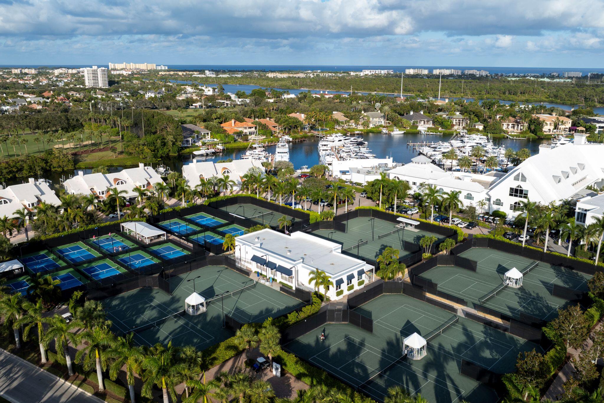 160 Spyglass, Jupiter FL 33477