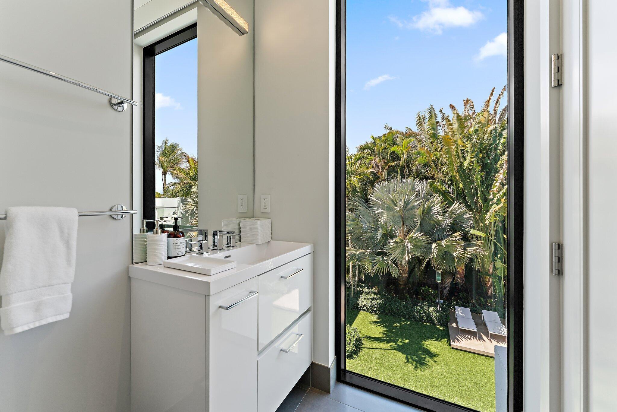 160 Spyglass, Jupiter FL 33477