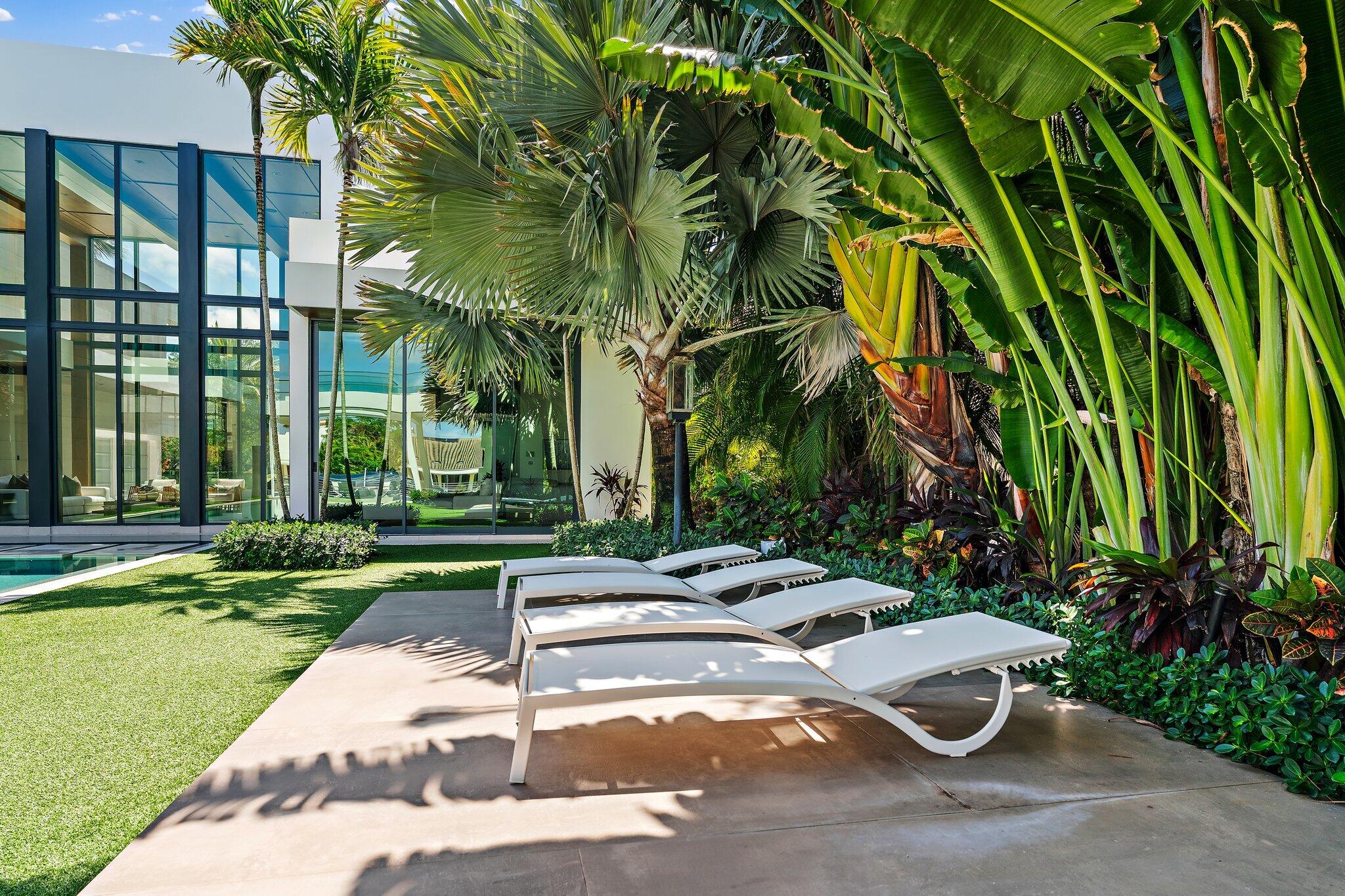 160 Spyglass, Jupiter FL 33477