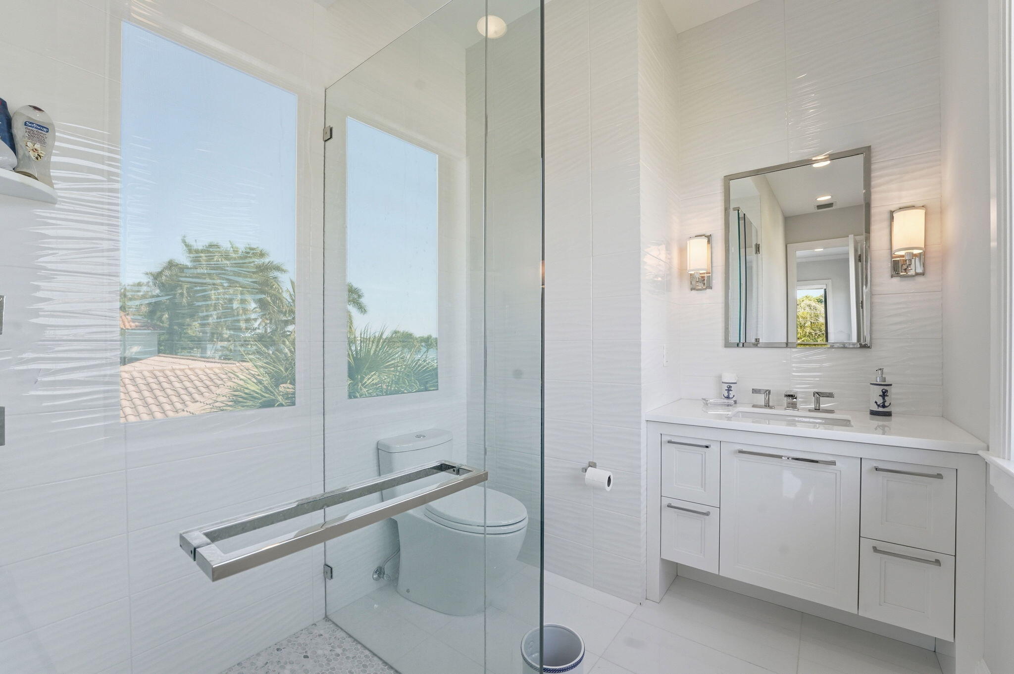 825 W Oyster, Lantana FL 33462