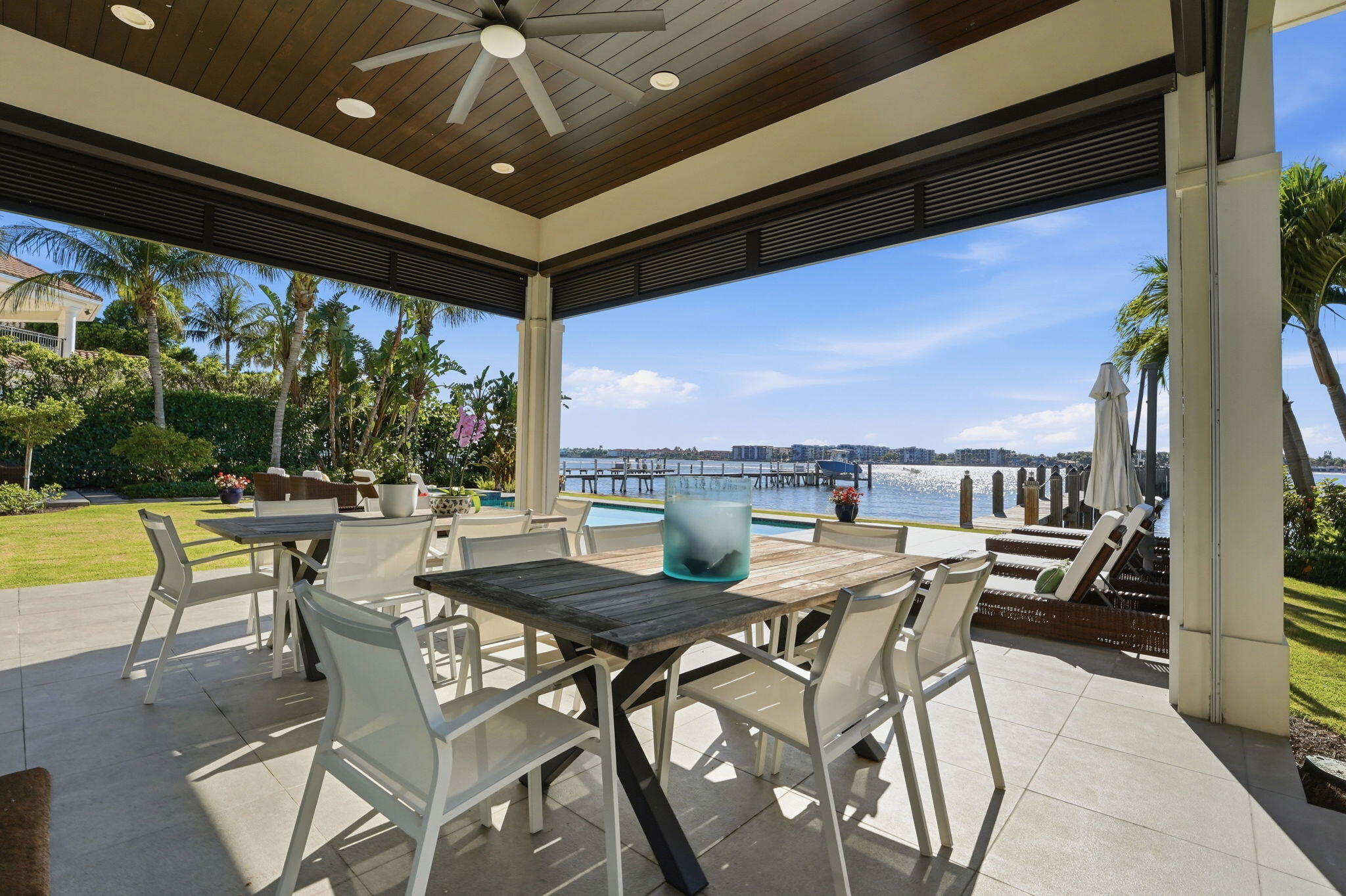 825 W Oyster, Lantana FL 33462
