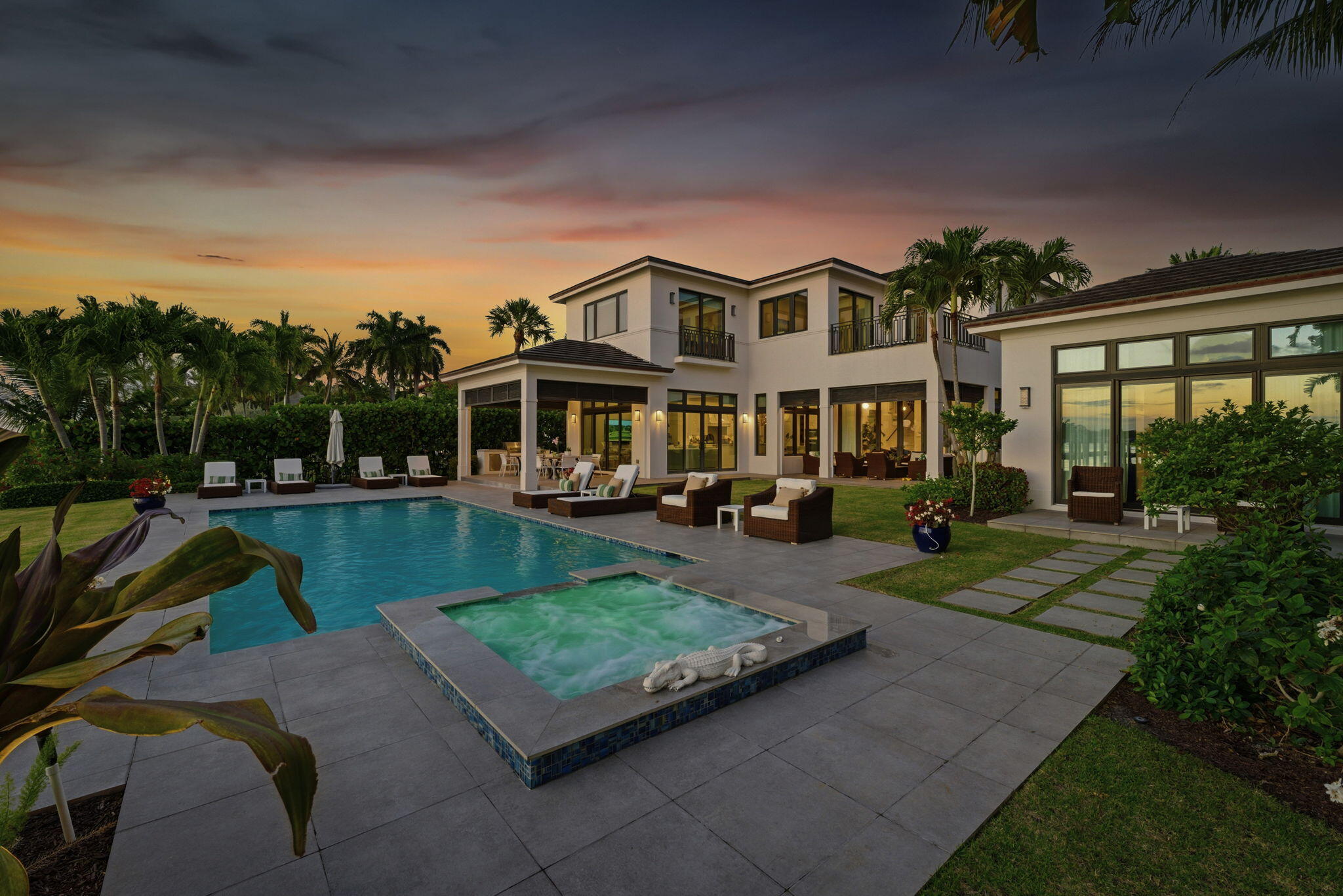 825 W Oyster, Lantana FL 33462