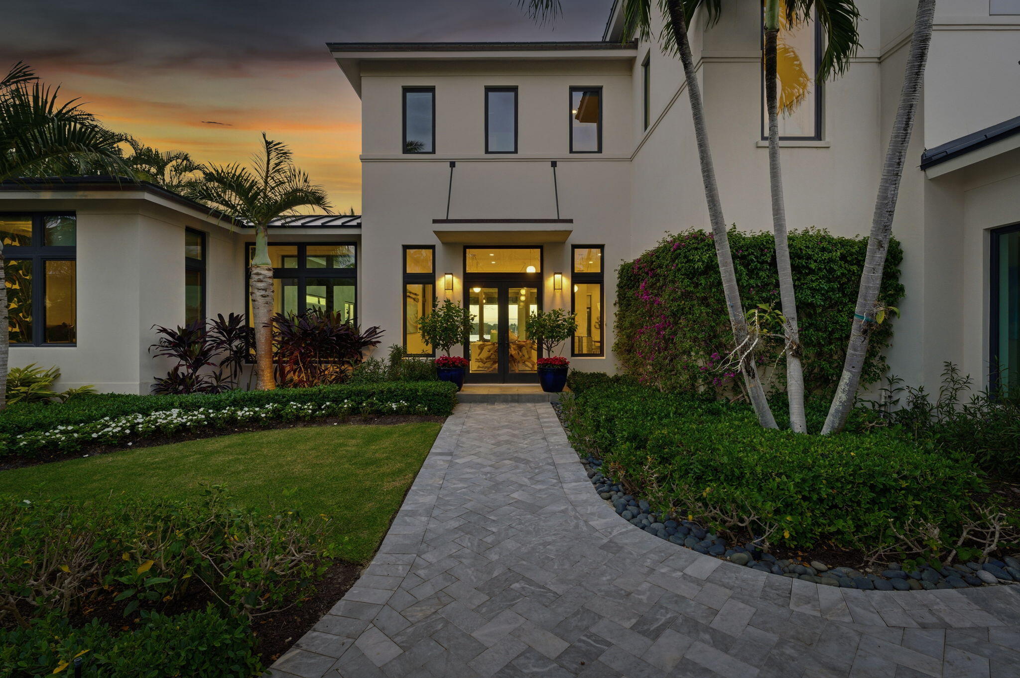 825 W Oyster, Lantana FL 33462