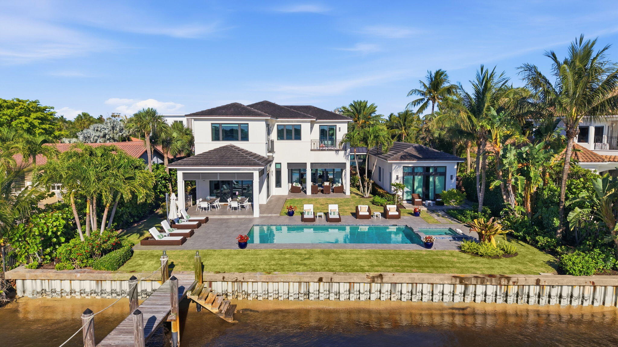 825 W Oyster, Lantana FL 33462