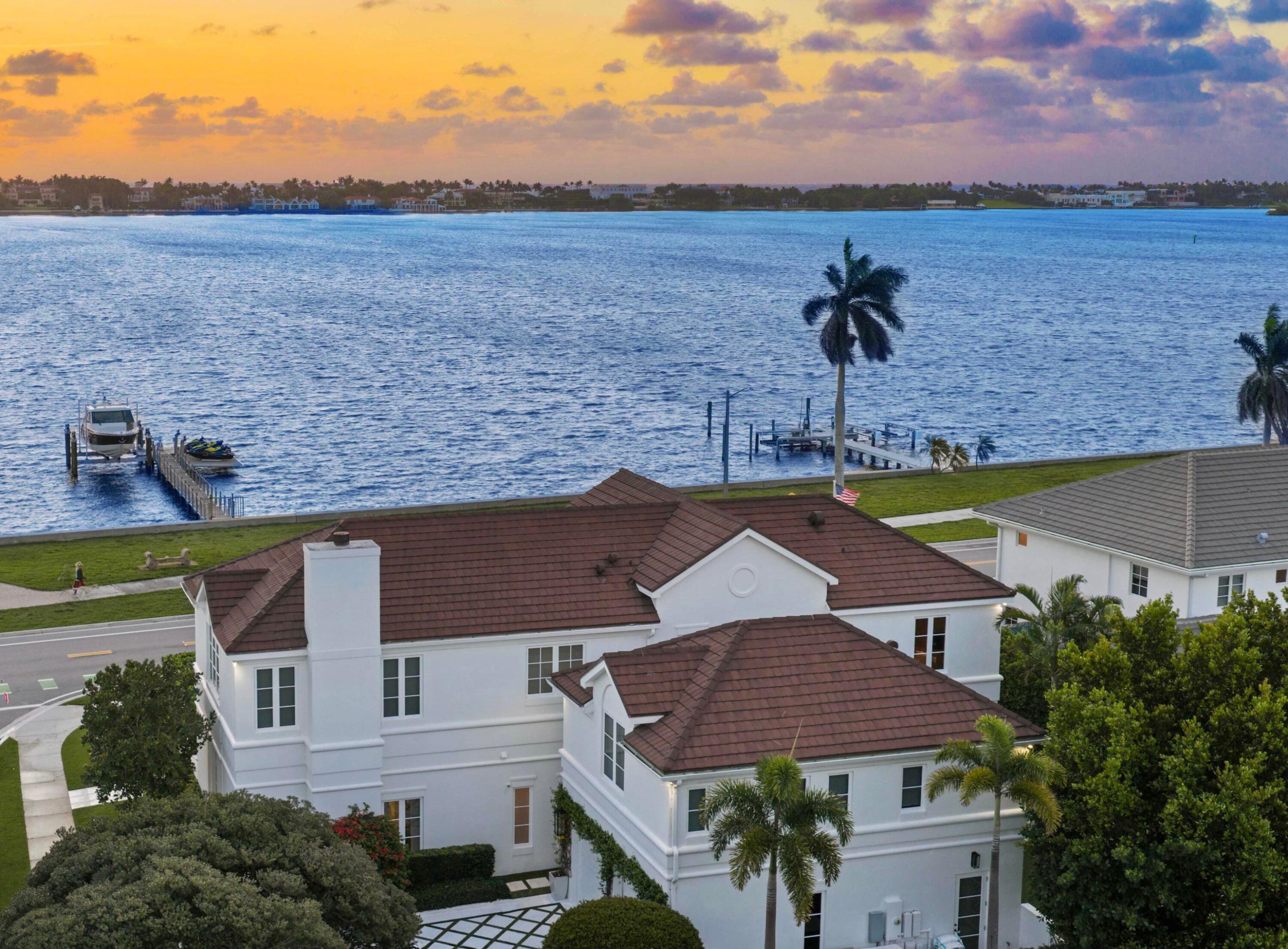 5501 S Flagler, West Palm Beach FL 33405