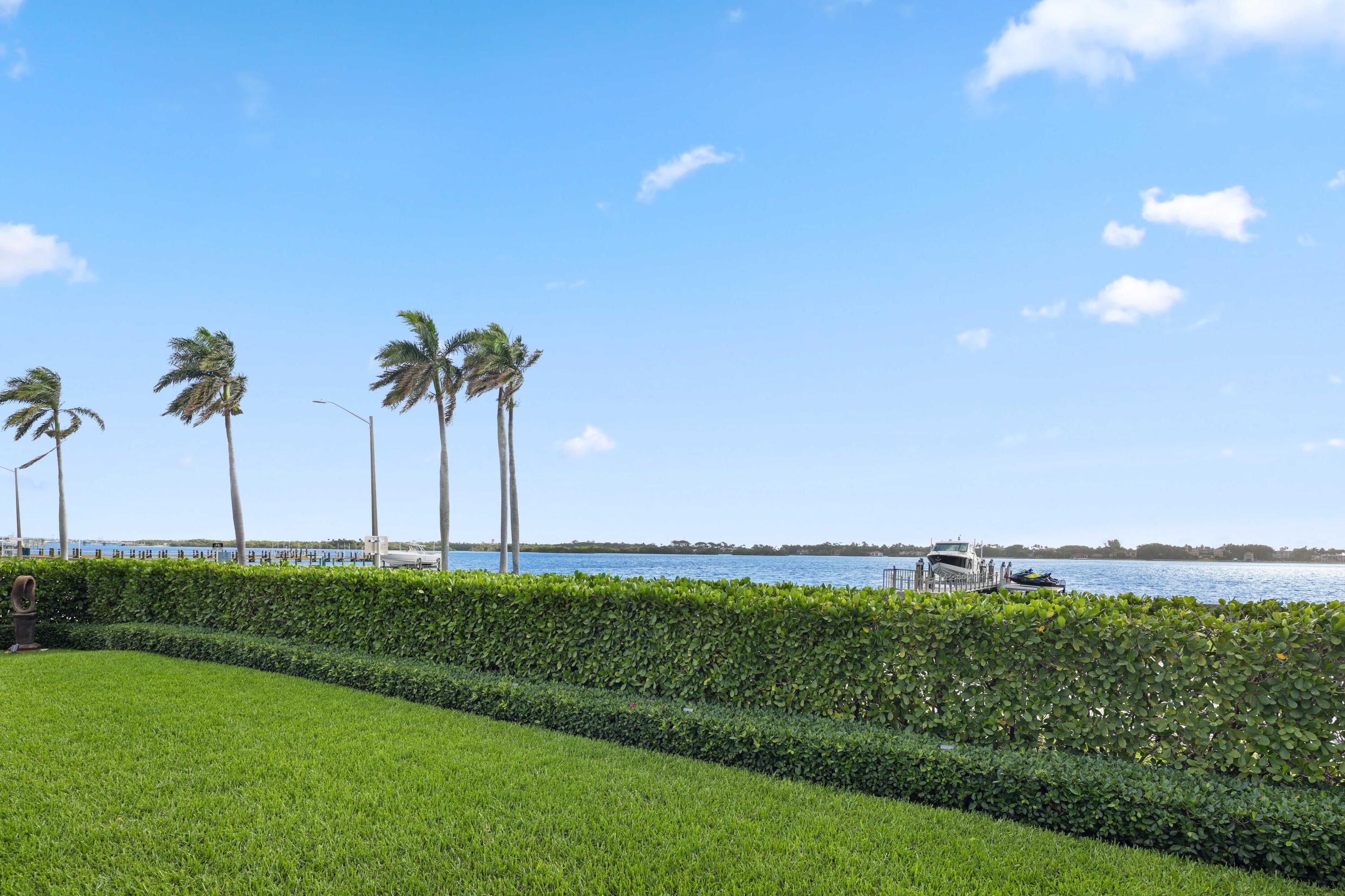 5501 S Flagler, West Palm Beach FL 33405