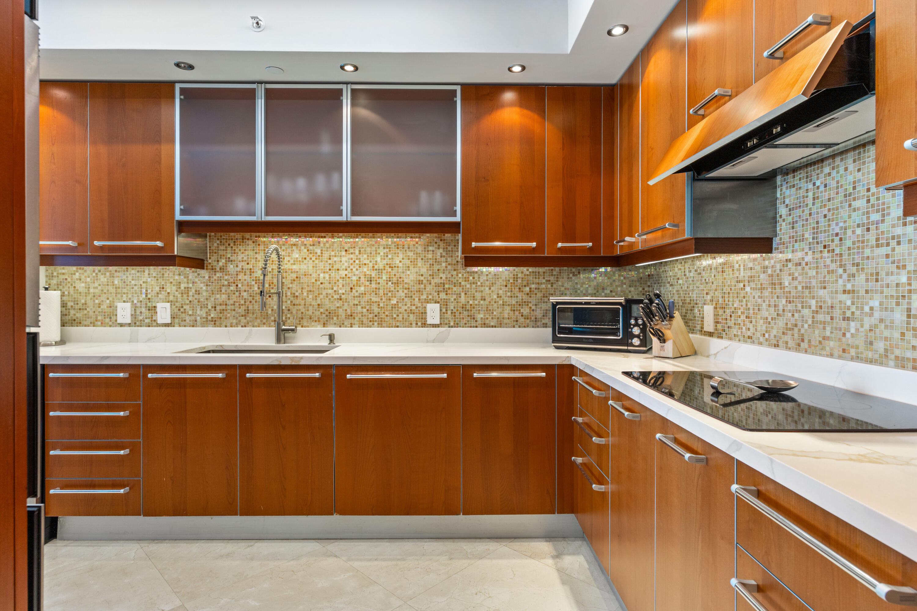 3101 S Ocean #901, Hollywood FL 33019