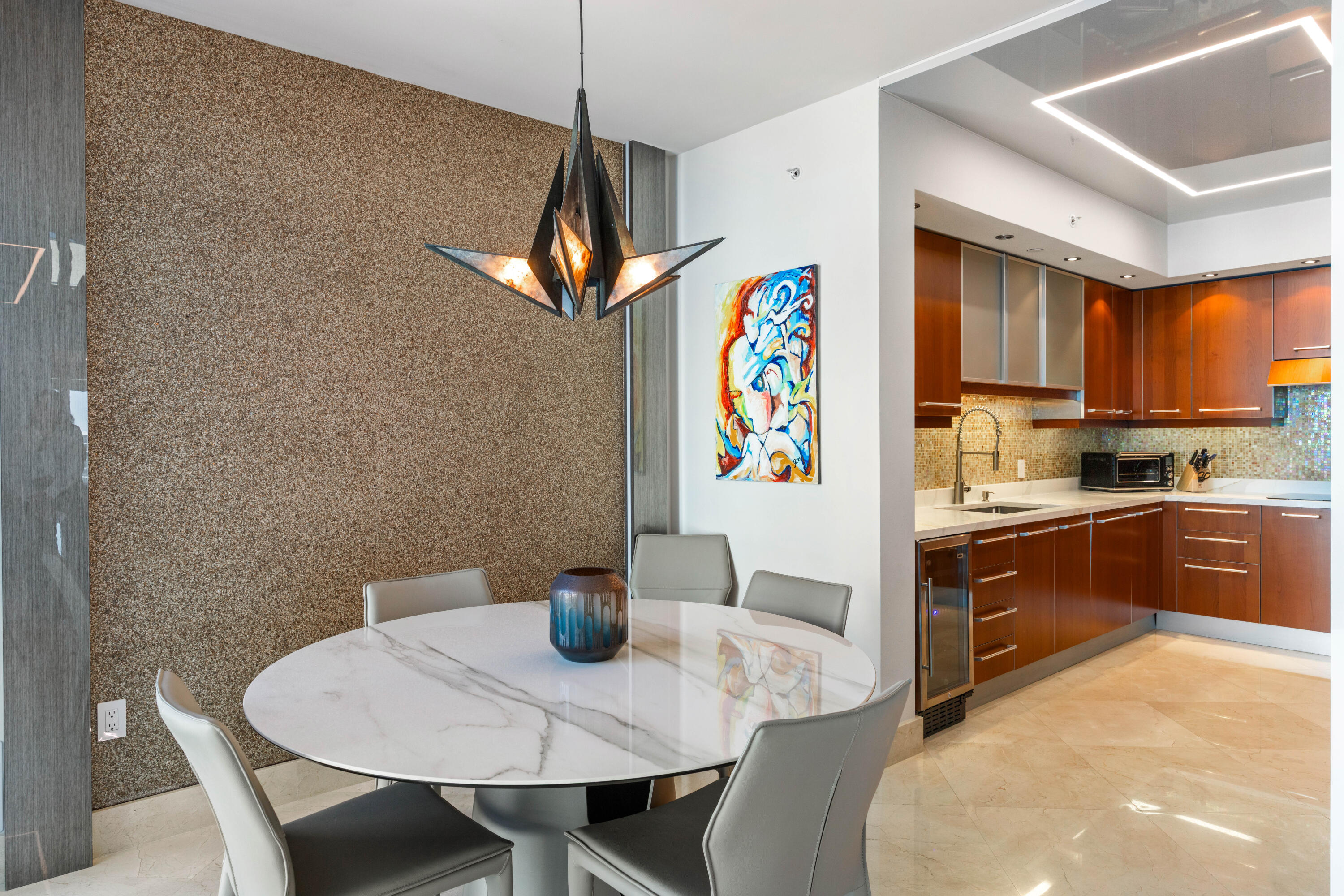 3101 S Ocean #901, Hollywood FL 33019