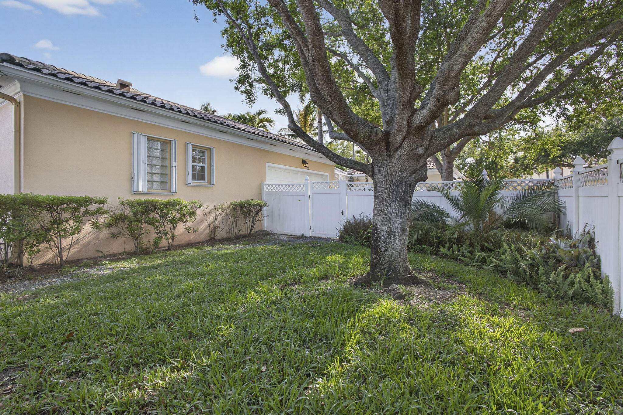 212 Florence, Jupiter FL 33458