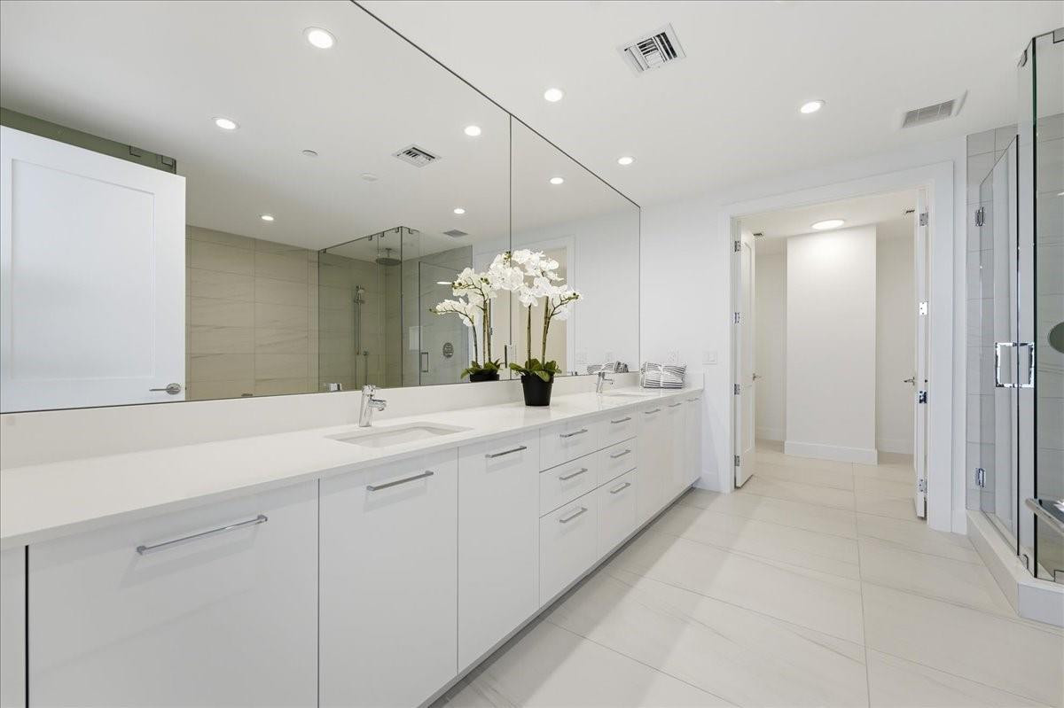 151 N Seabreeze #1601 E, Fort Lauderdale FL 33304