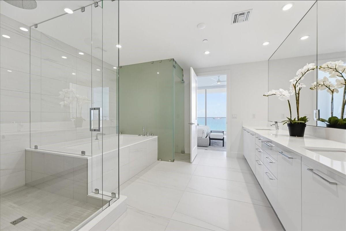 151 N Seabreeze #1601 E, Fort Lauderdale FL 33304