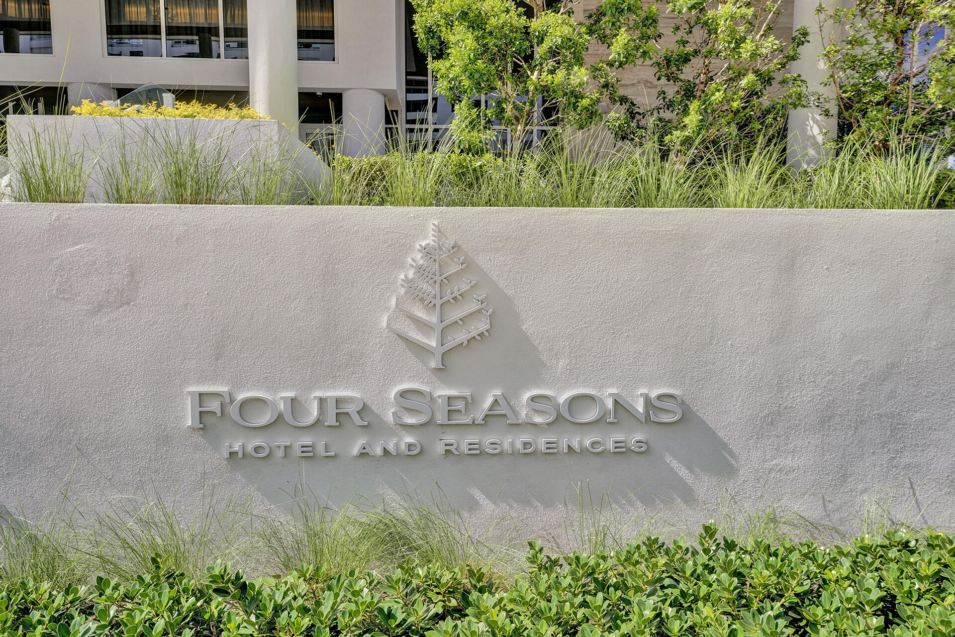 525 N Fort Lauderdale Beach #703, Fort Lauderdale FL 33304