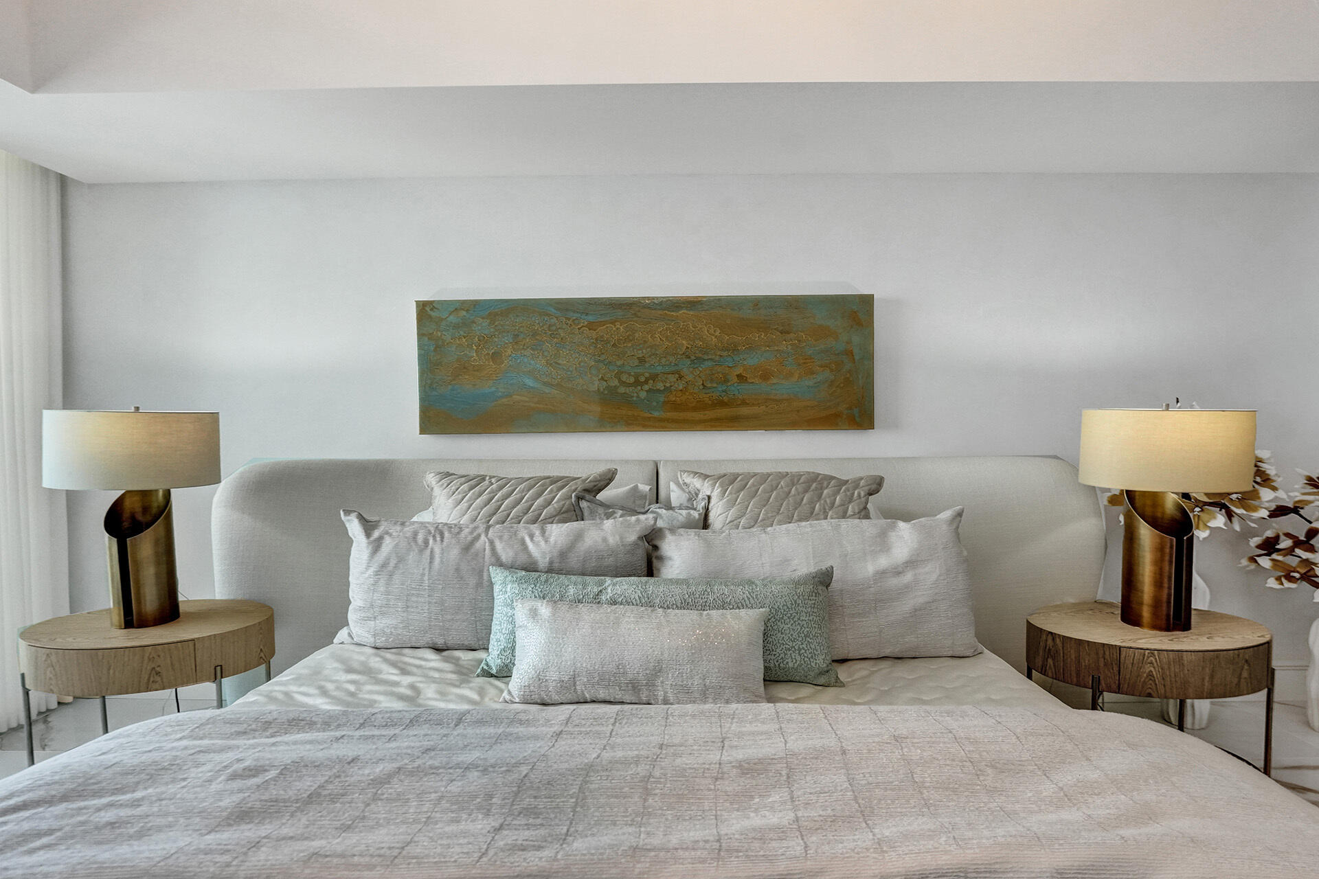 525 N Fort Lauderdale Beach #703, Fort Lauderdale FL 33304