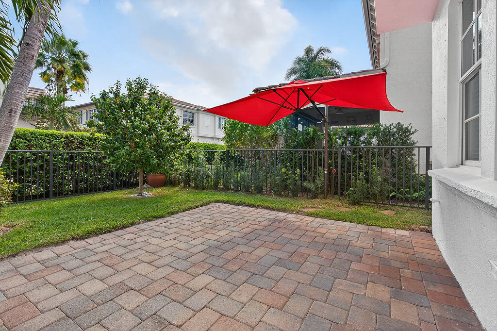 318 September, Palm Beach Gardens FL 33410