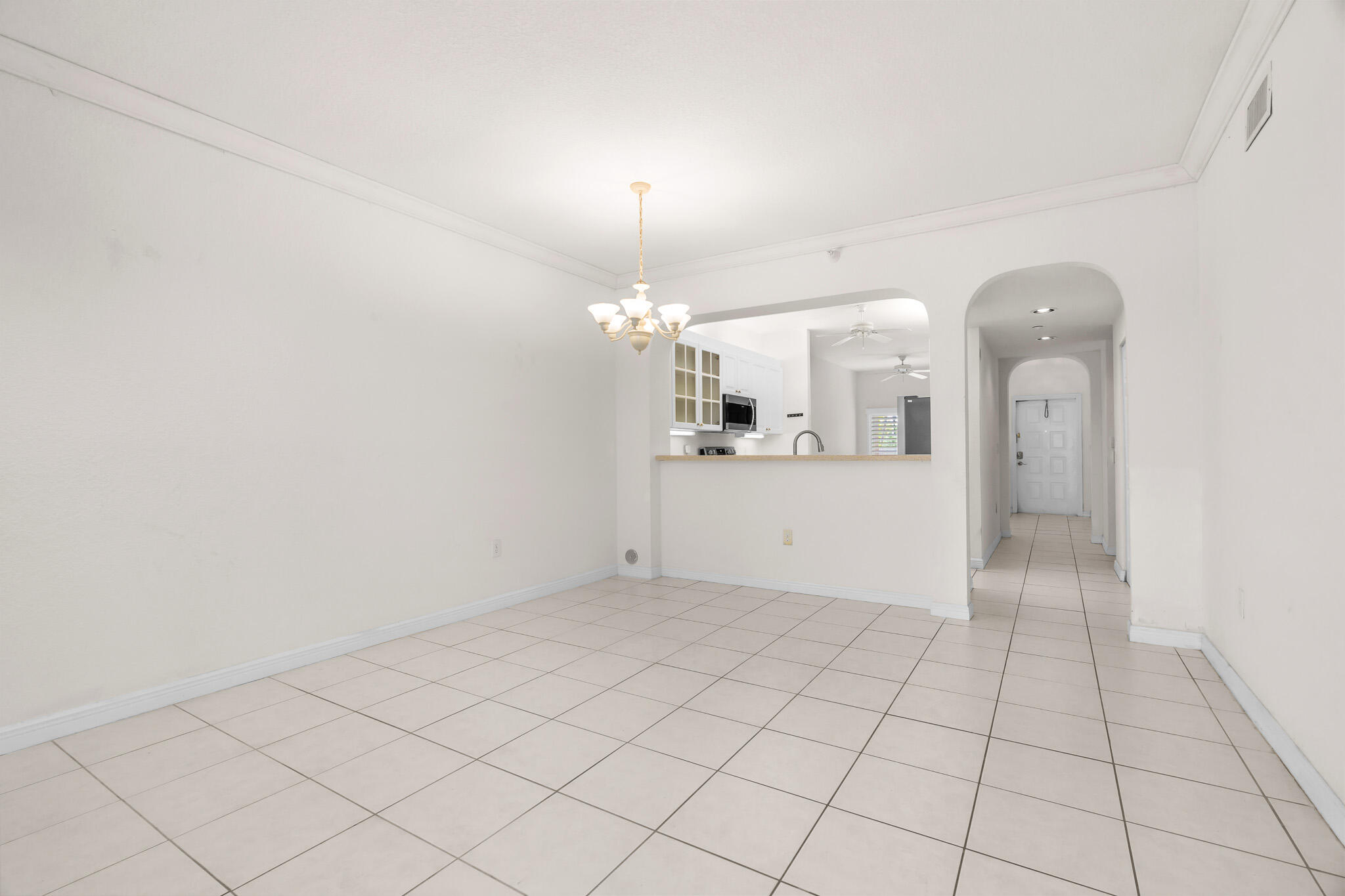 7623 Southampton #102, Tamarac FL 33321