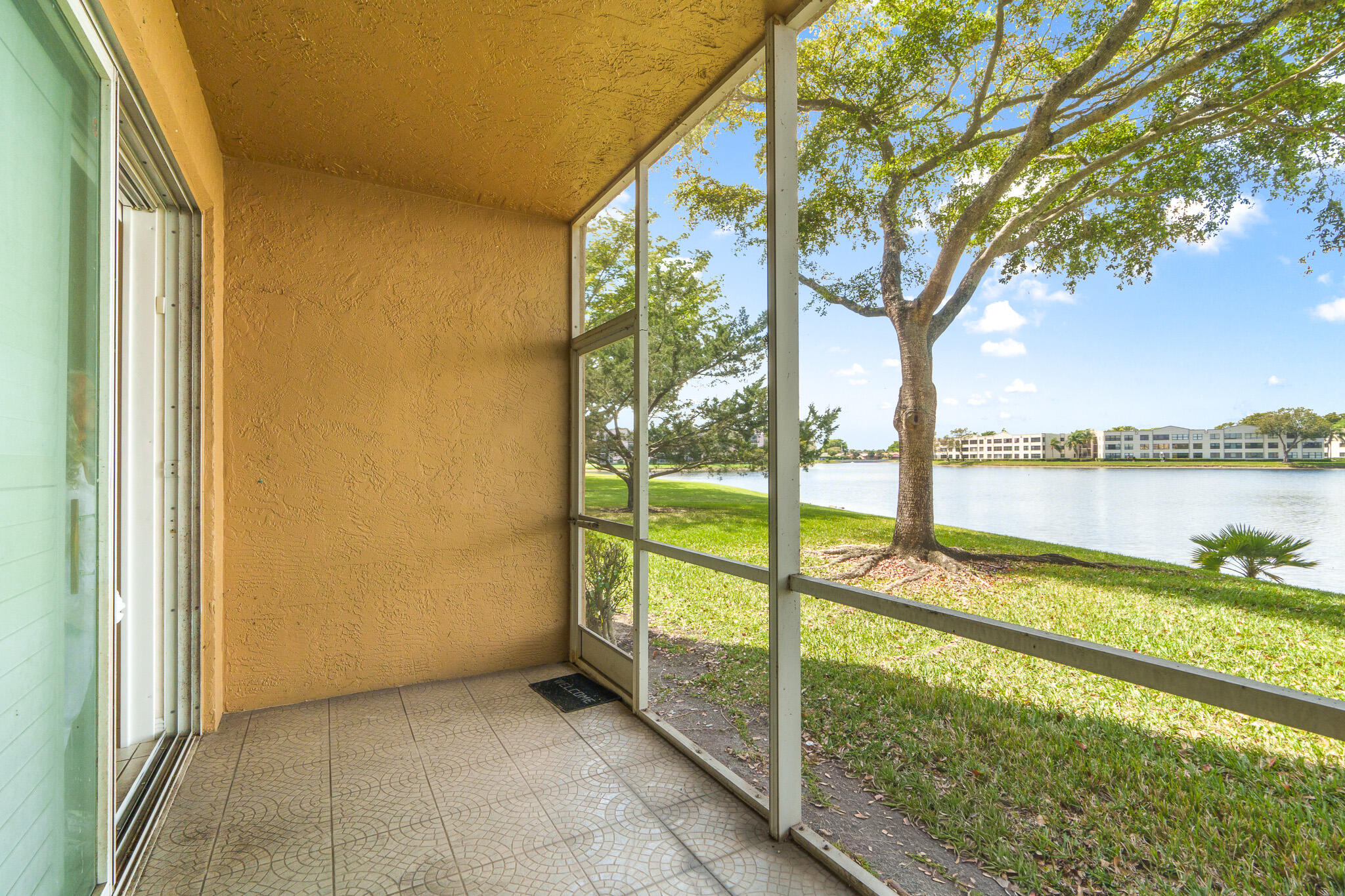 7623 Southampton #102, Tamarac FL 33321