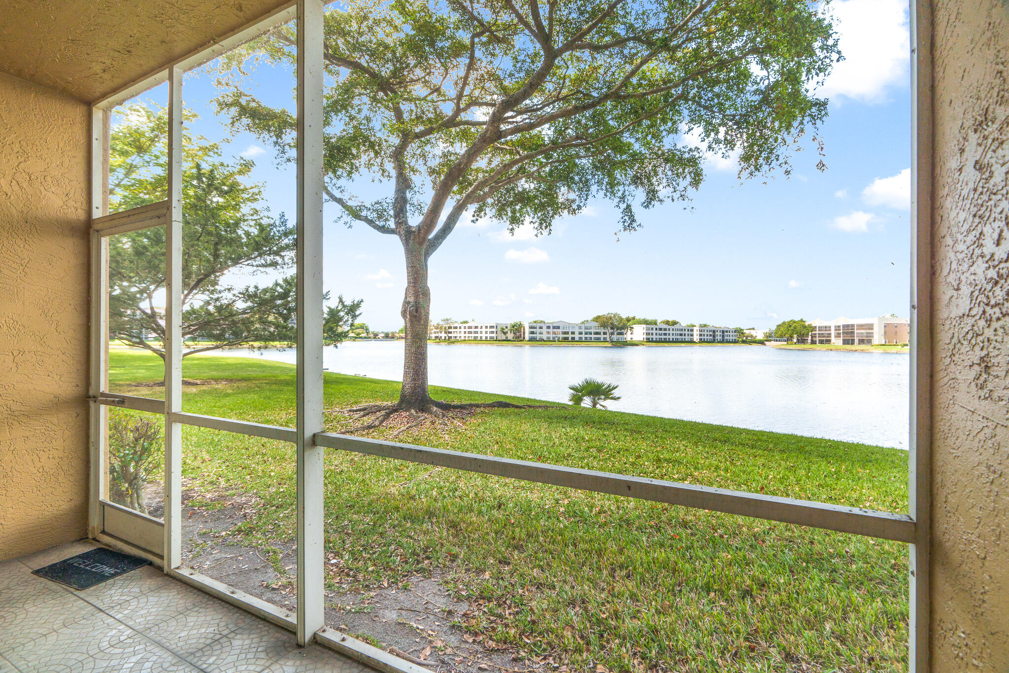 7623 Southampton #102, Tamarac FL 33321