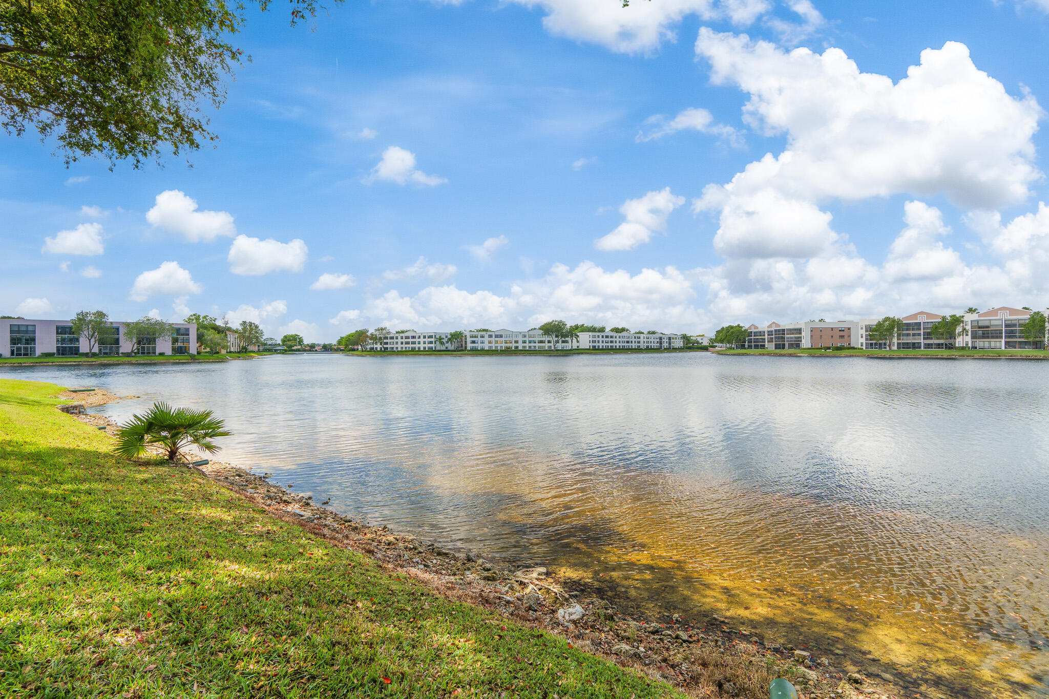 7623 Southampton #102, Tamarac FL 33321