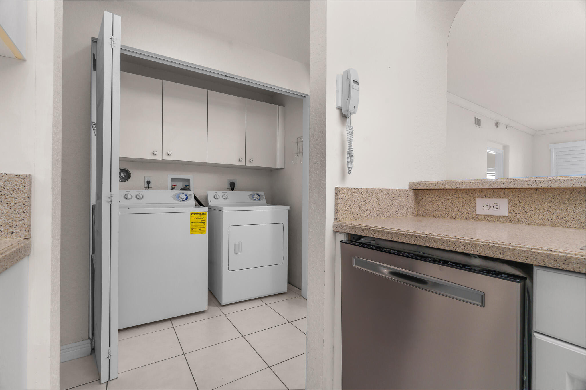7623 Southampton #102, Tamarac FL 33321