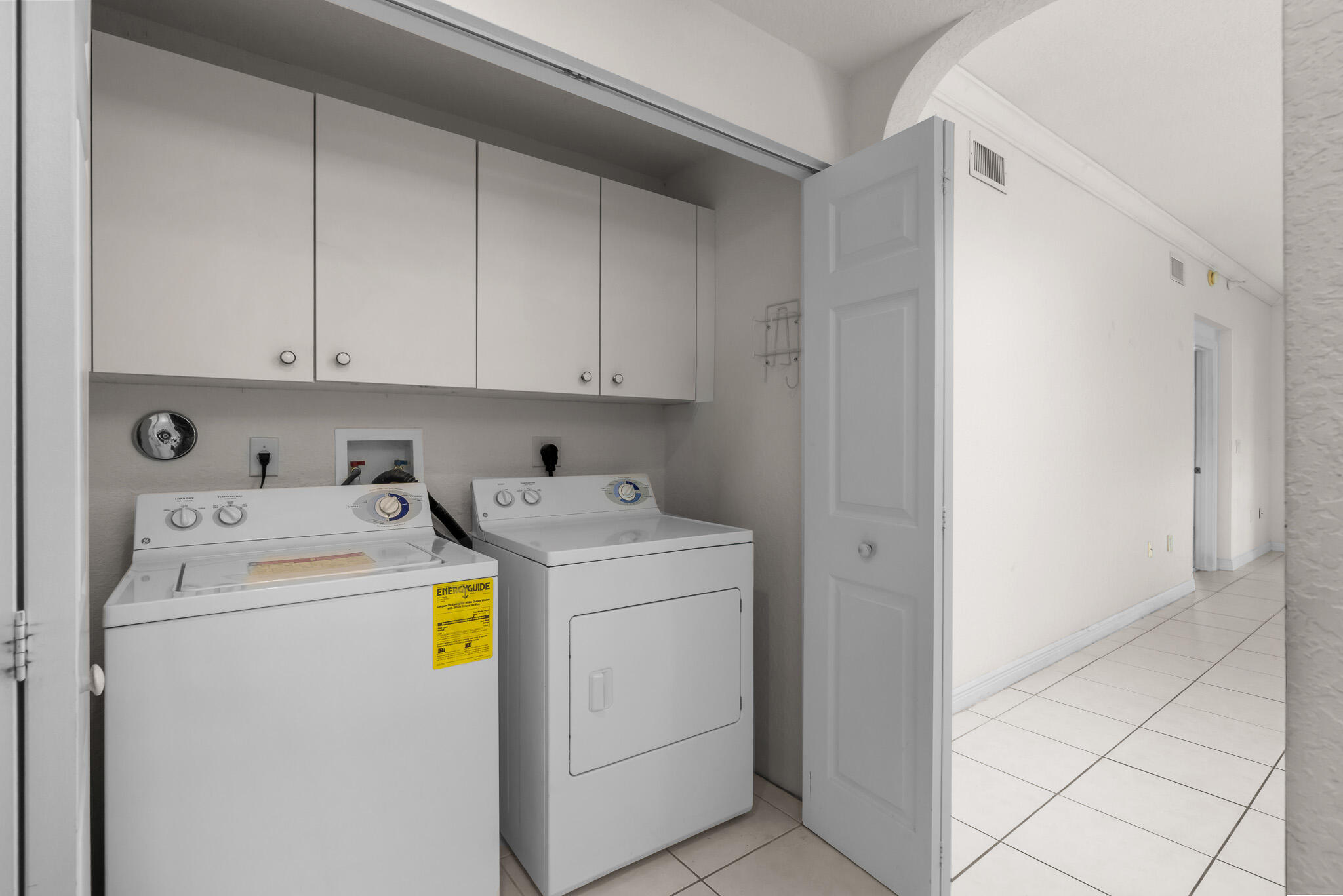 7623 Southampton #102, Tamarac FL 33321